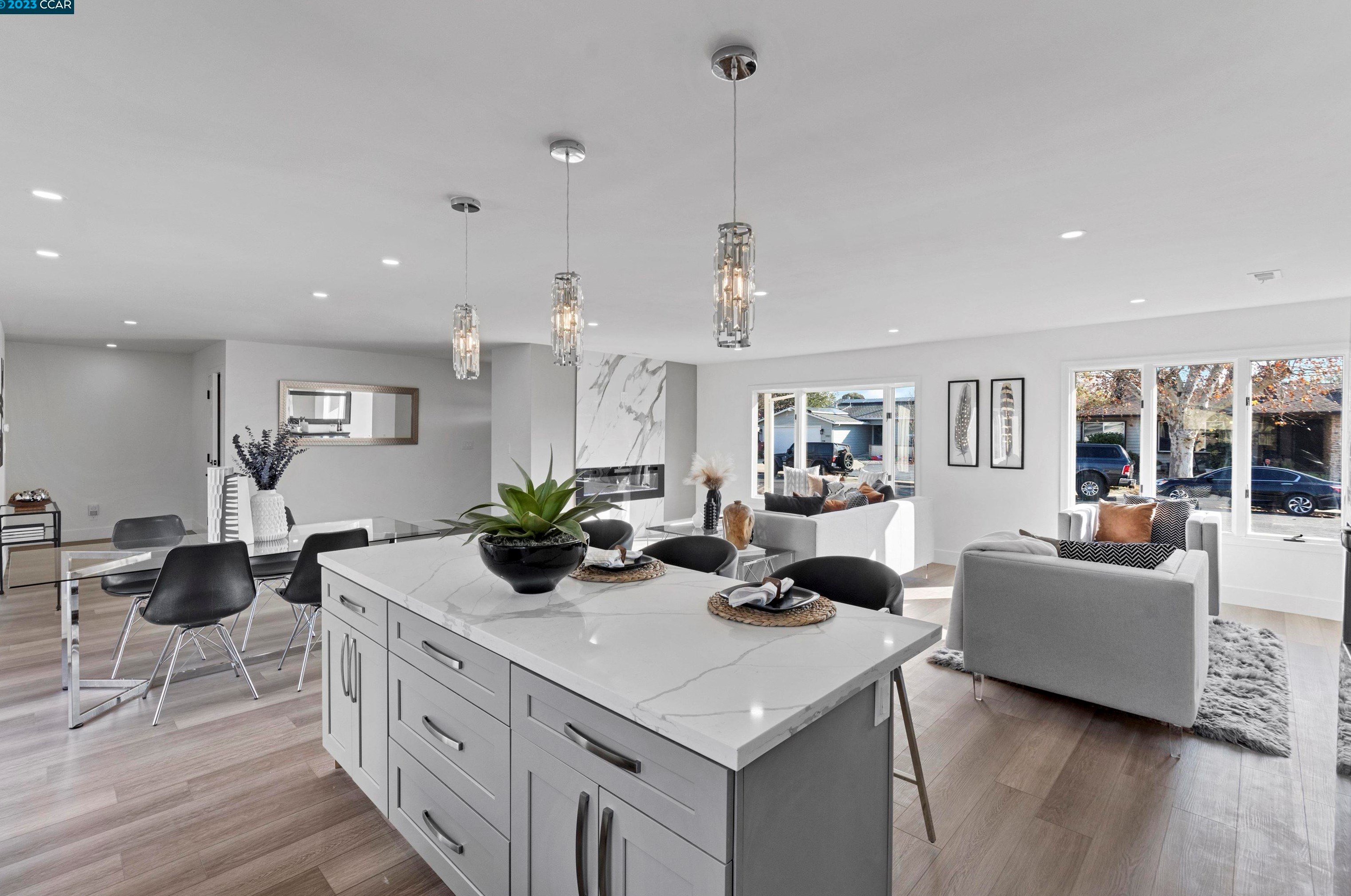 3877 Village Rd, Concord CA  94519-1139 exterior