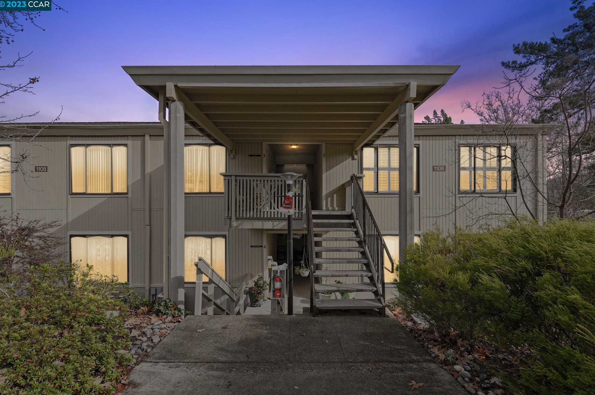 1108 Fairlawn Ct, Walnut Creek CA  94595-2804 exterior