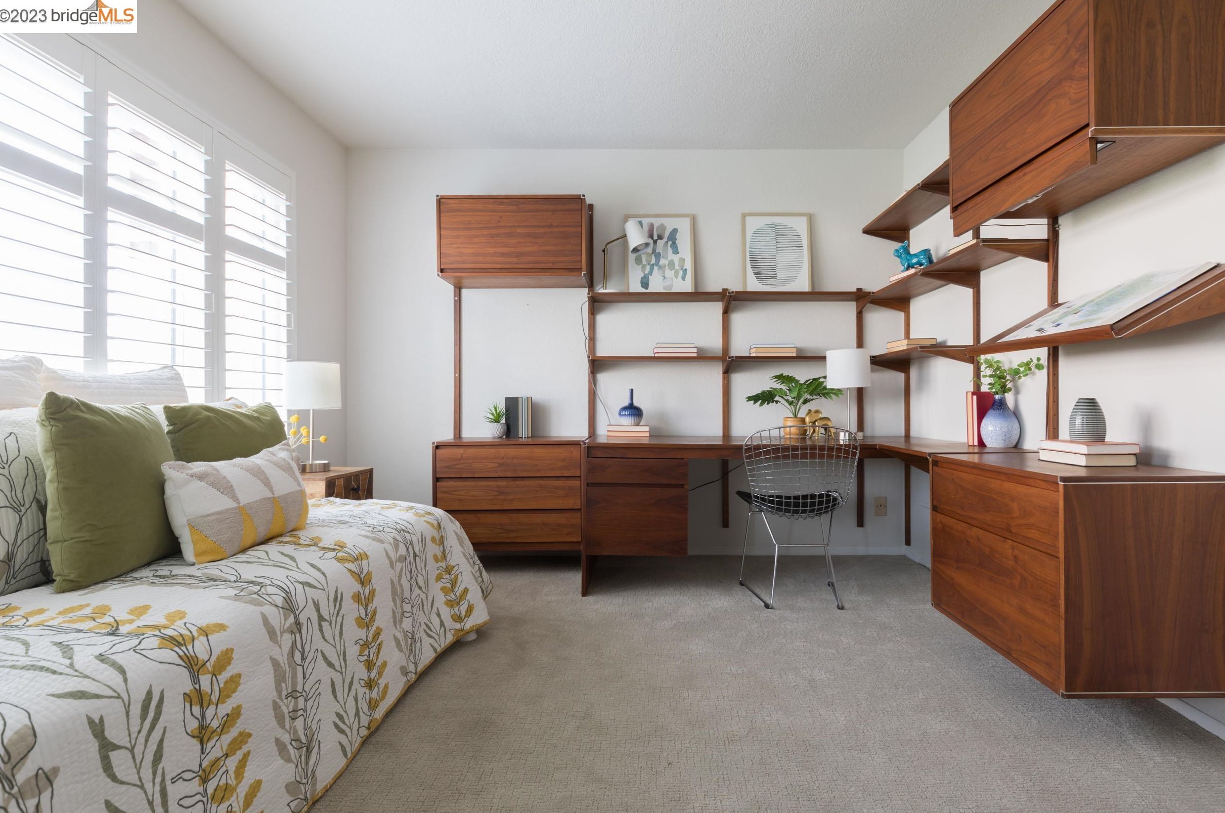 1101 Ironwood Rd, Alameda CA  94502-6620 exterior