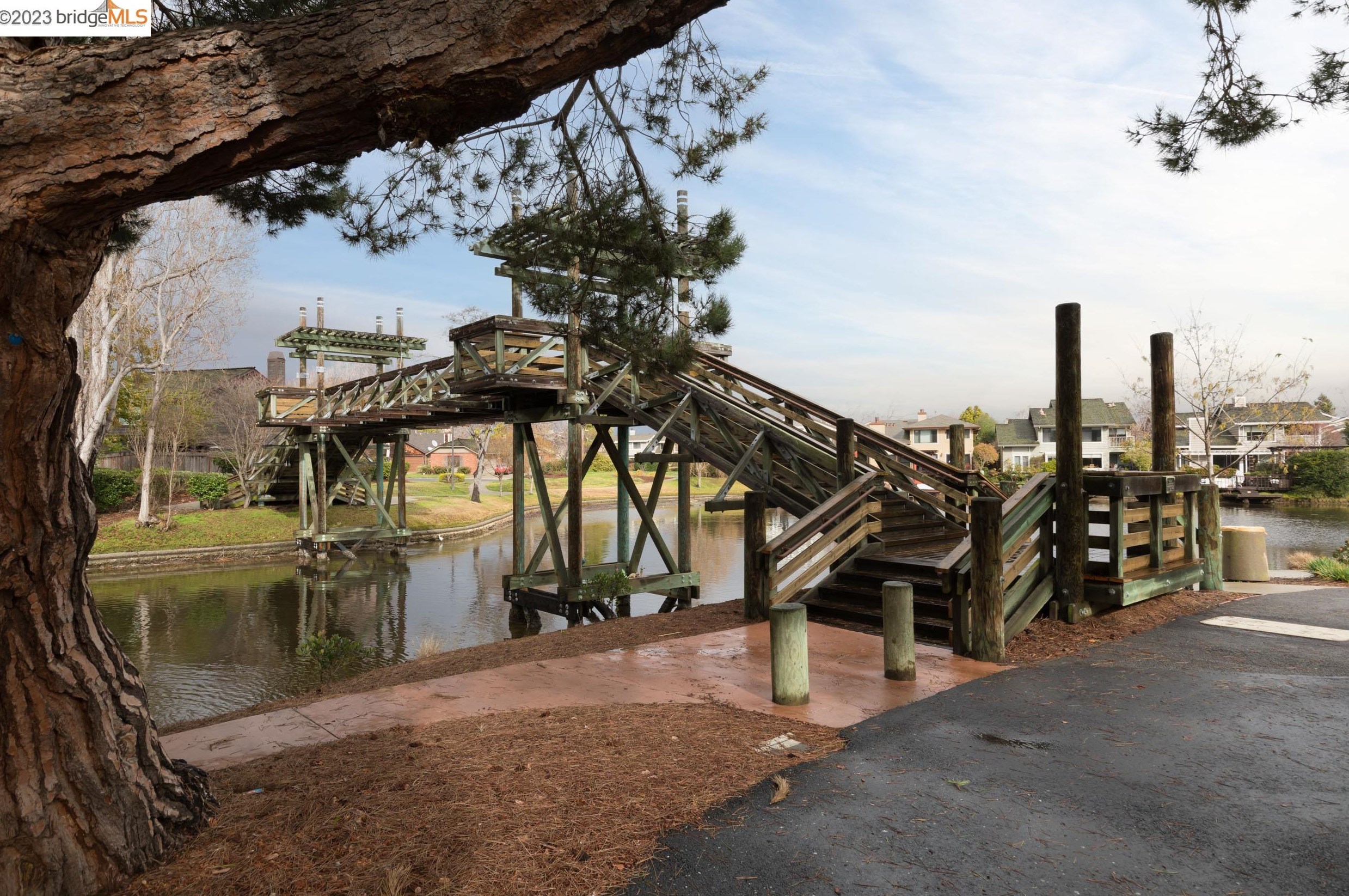 1101 Ironwood Rd, Alameda CA  94502-6620 exterior