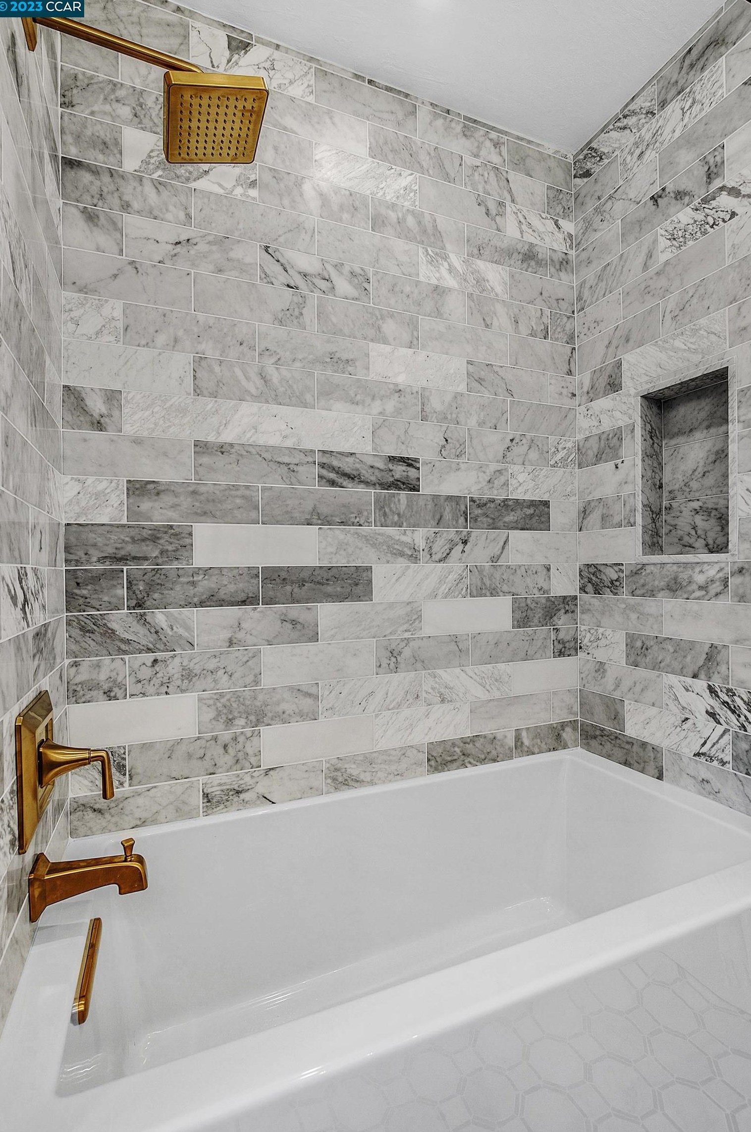 14 Hagen Oaks Ct, Alamo CA  94507-2207 exterior