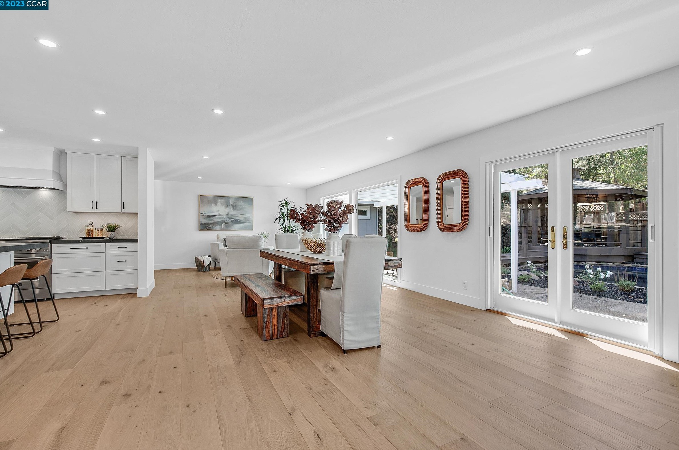 14 Hagen Oaks Ct, Alamo CA  94507-2207 exterior