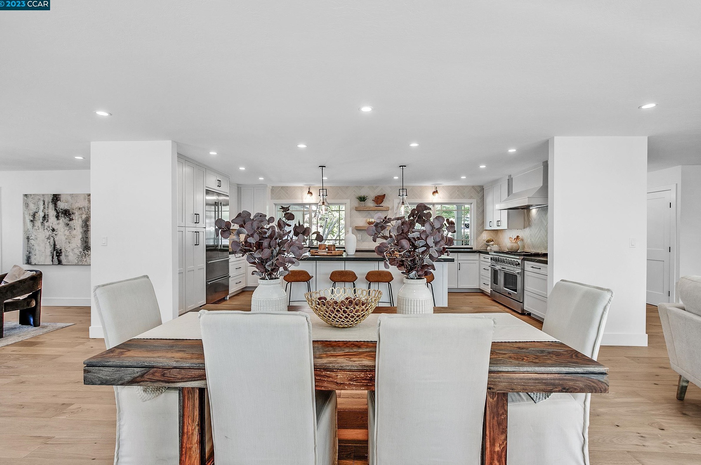 14 Hagen Oaks Ct, Alamo CA  94507-2207 exterior