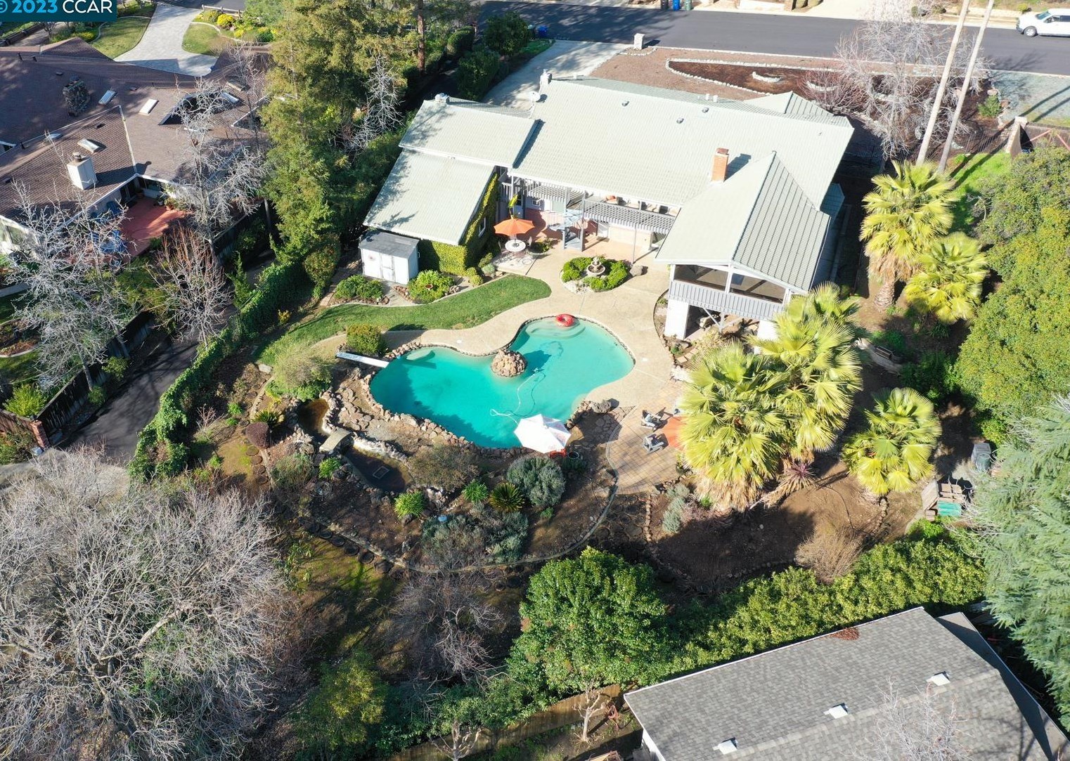 30 Kirkwood Ct, Concord CA  94521-1427 exterior