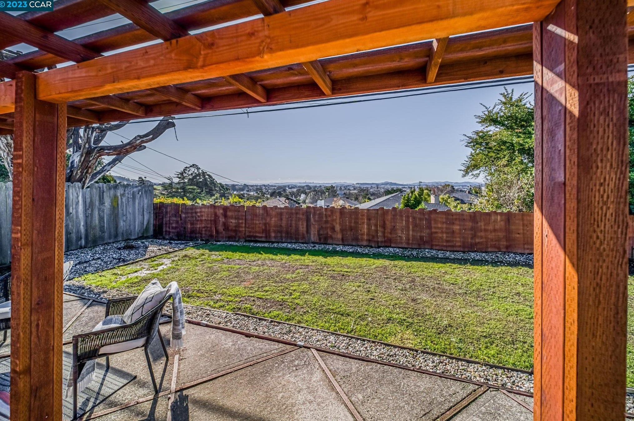 3025 Birmingham Dr, Richmond CA  94806-2632 exterior