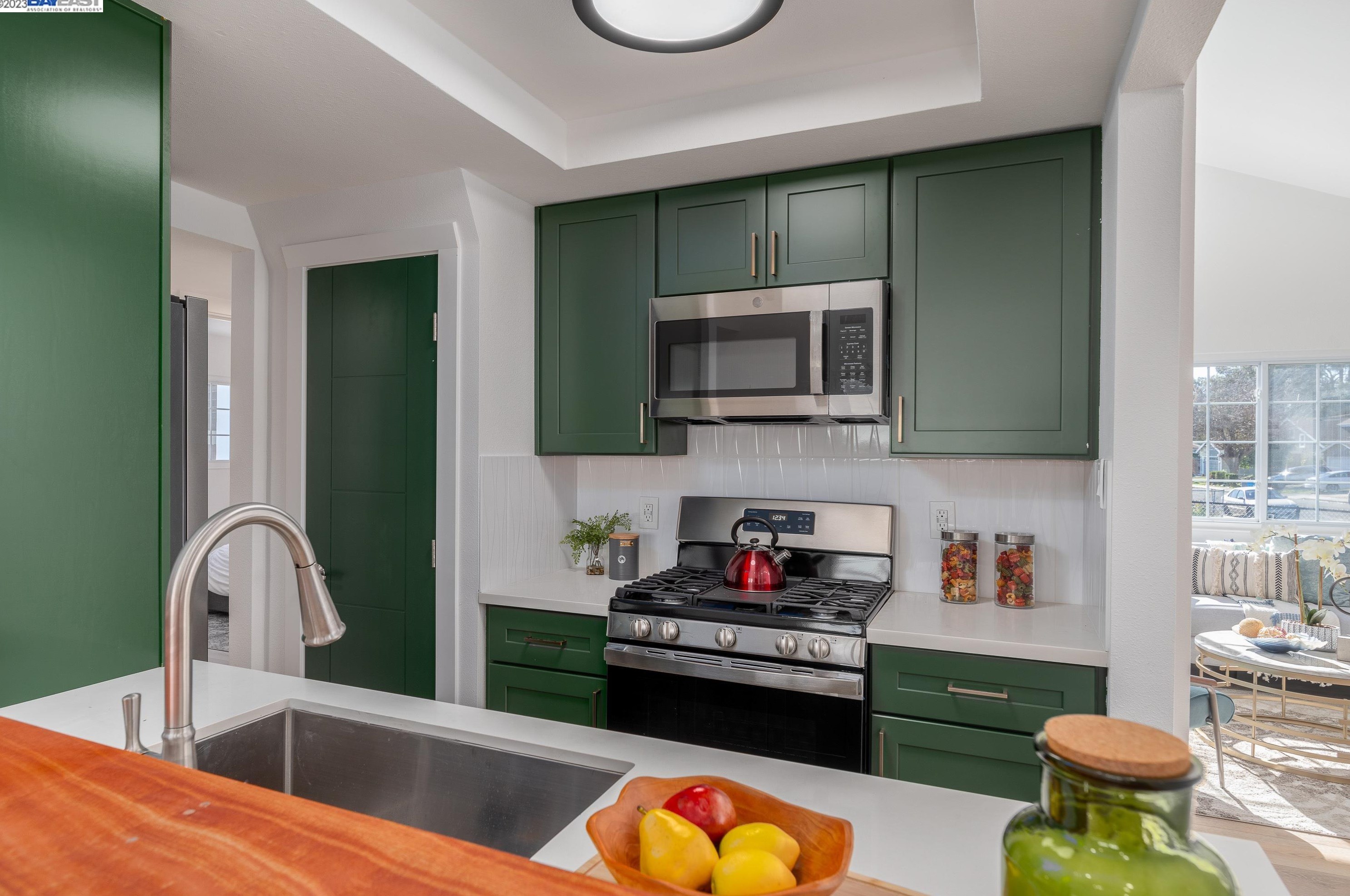 269 Cortland Cir, Vallejo CA  94589-1708 exterior