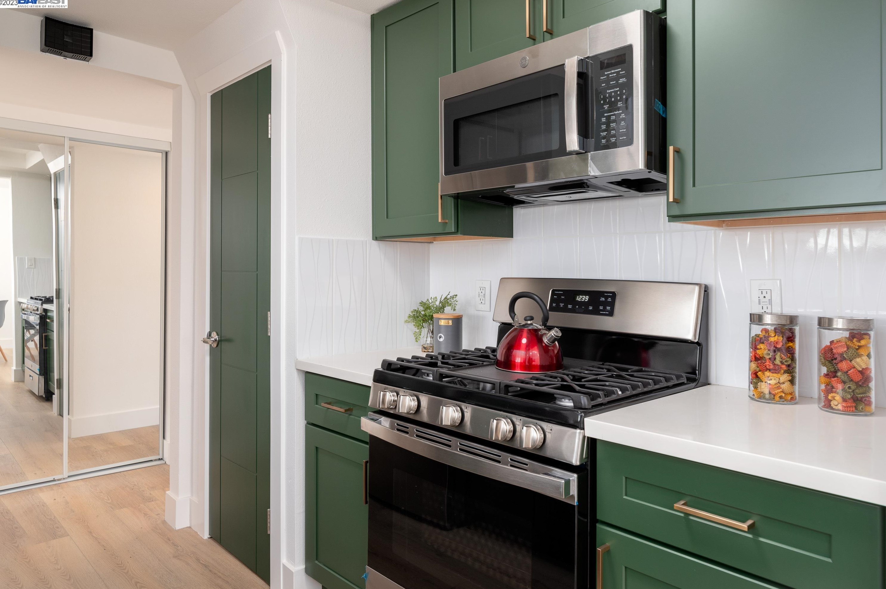 269 Cortland Cir, Vallejo CA  94589-1708 exterior