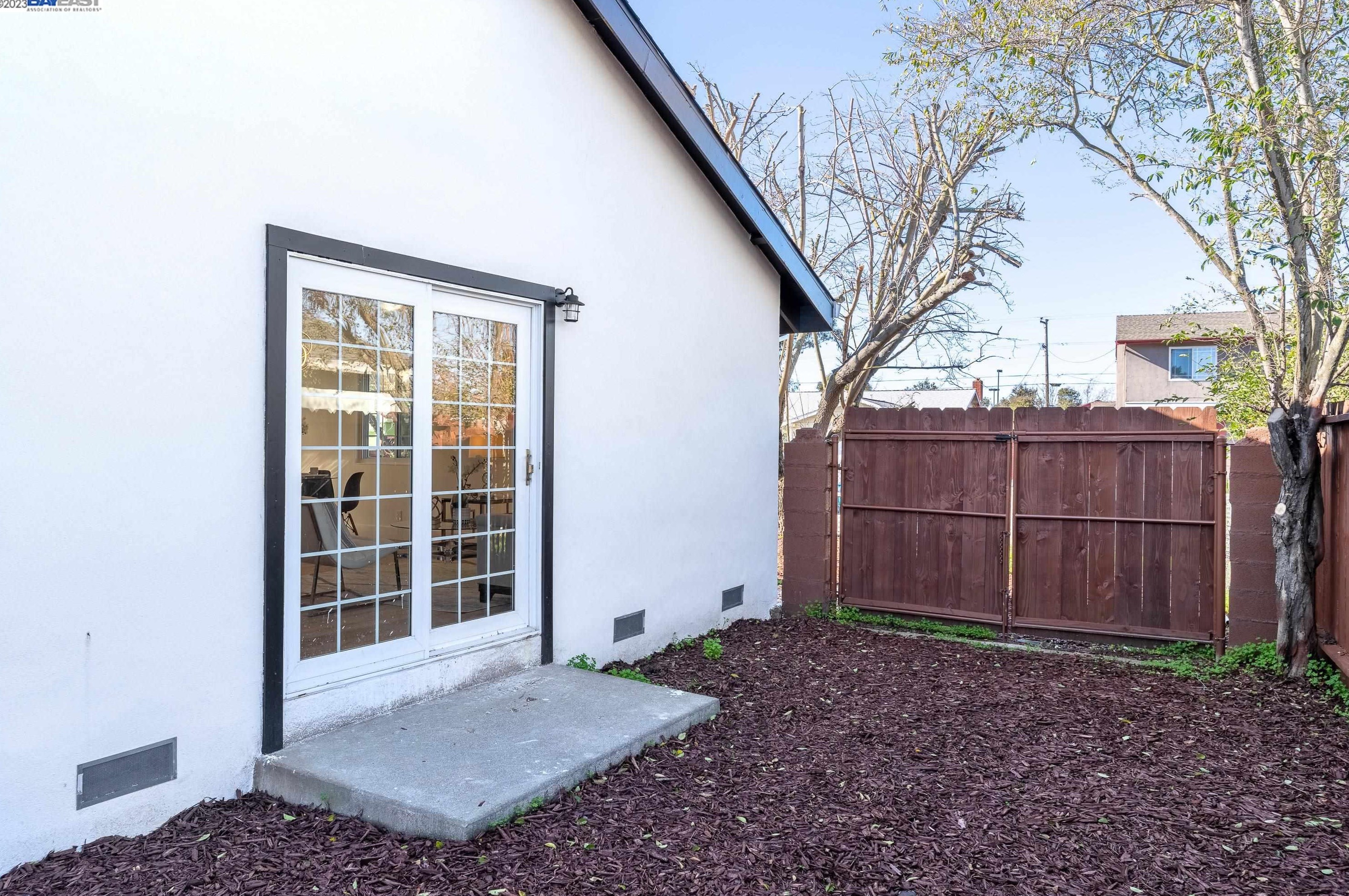 269 Cortland Cir, Vallejo CA  94589-1708 exterior