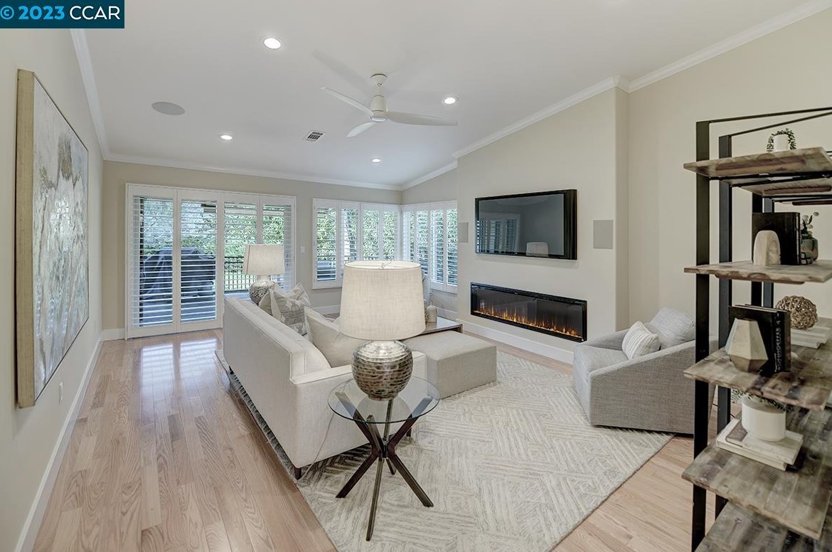 945 Terra California Dr, Walnut Creek CA  94595-2509 exterior