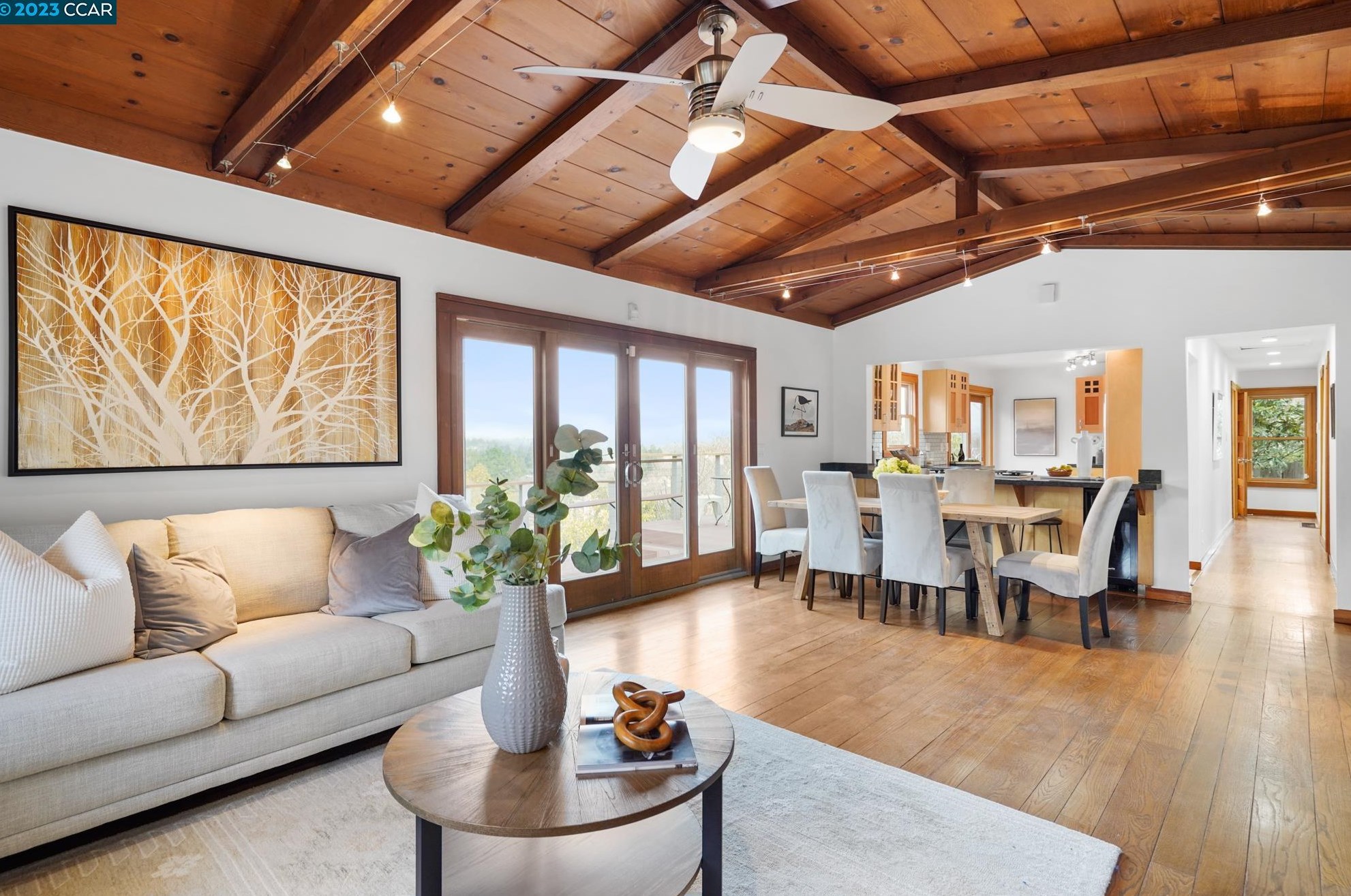 2410 Overlook Dr, Walnut Creek CA  94597-3009 exterior