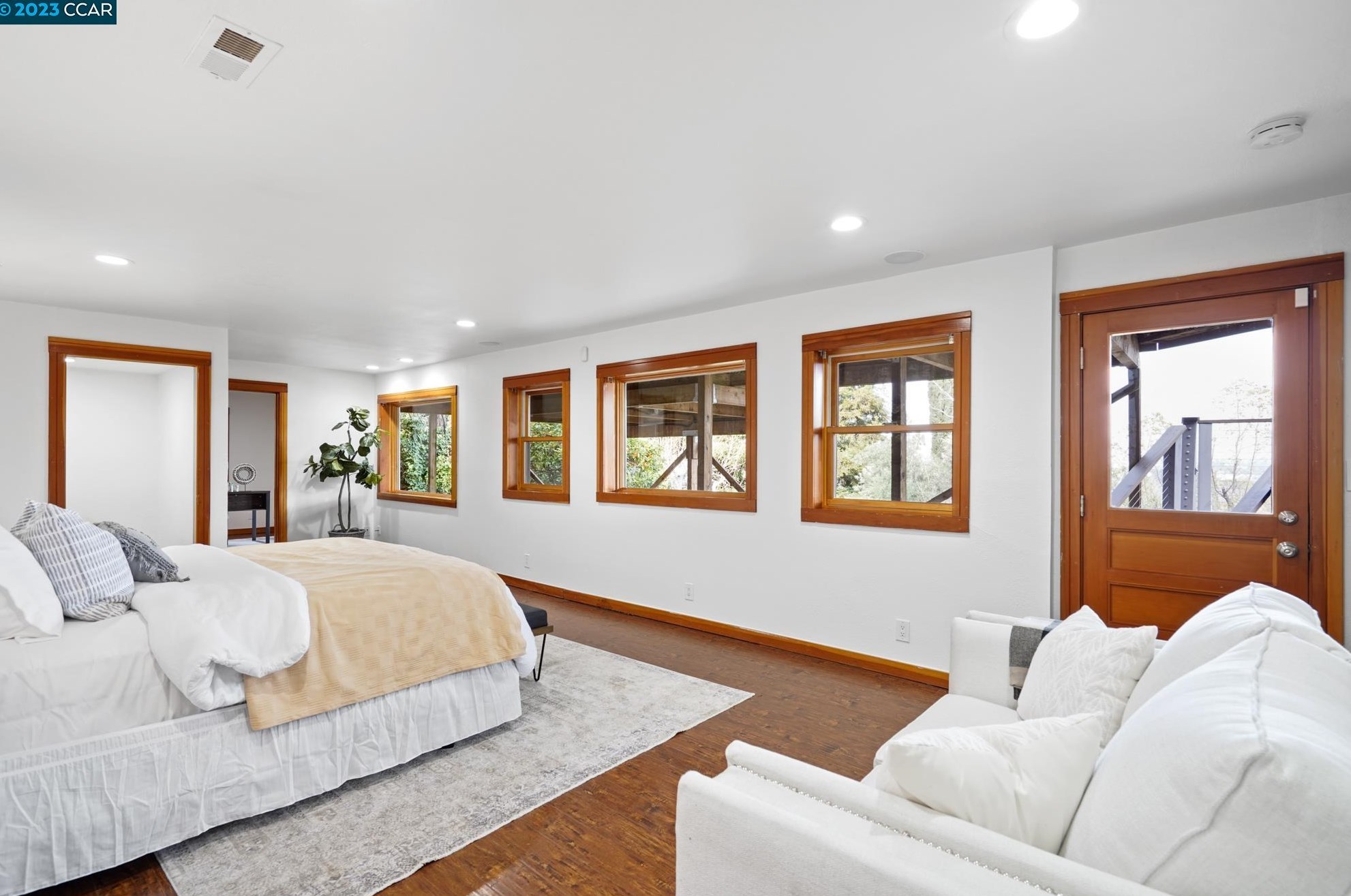 2410 Overlook Dr, Walnut Creek CA  94597-3009 exterior