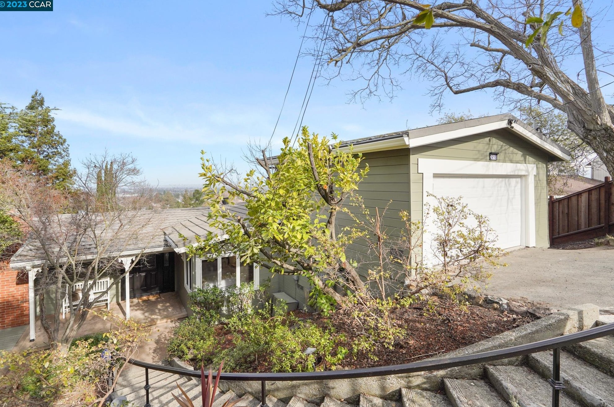 2410 Overlook Dr, Walnut Creek CA  94597-3009 exterior