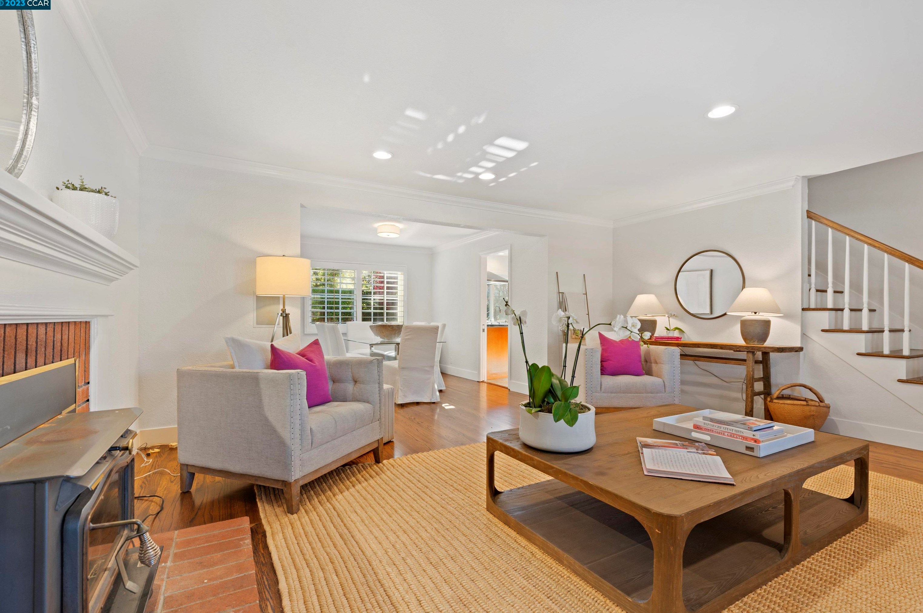 1410 De La Cruz Way, Moraga CA  94556-1714 exterior