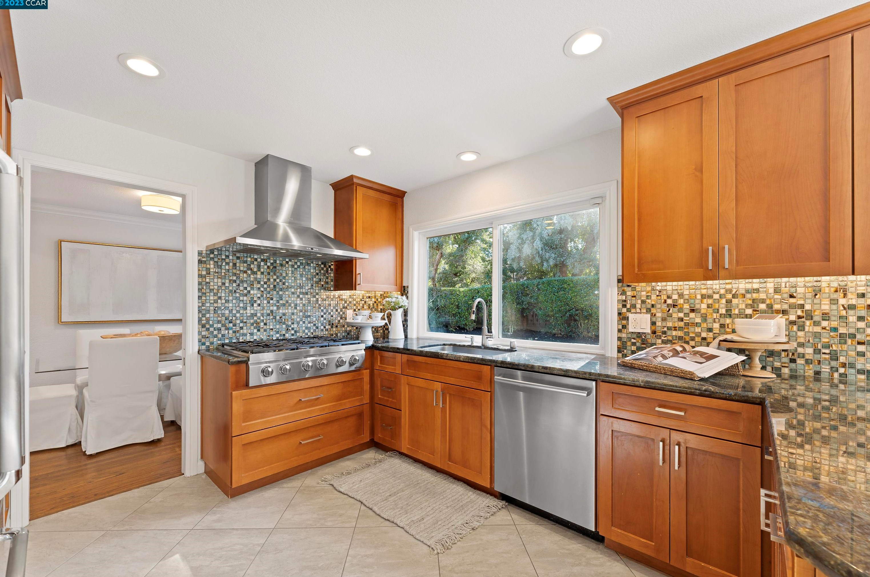 1410 De La Cruz Way, Moraga CA  94556-1714 exterior