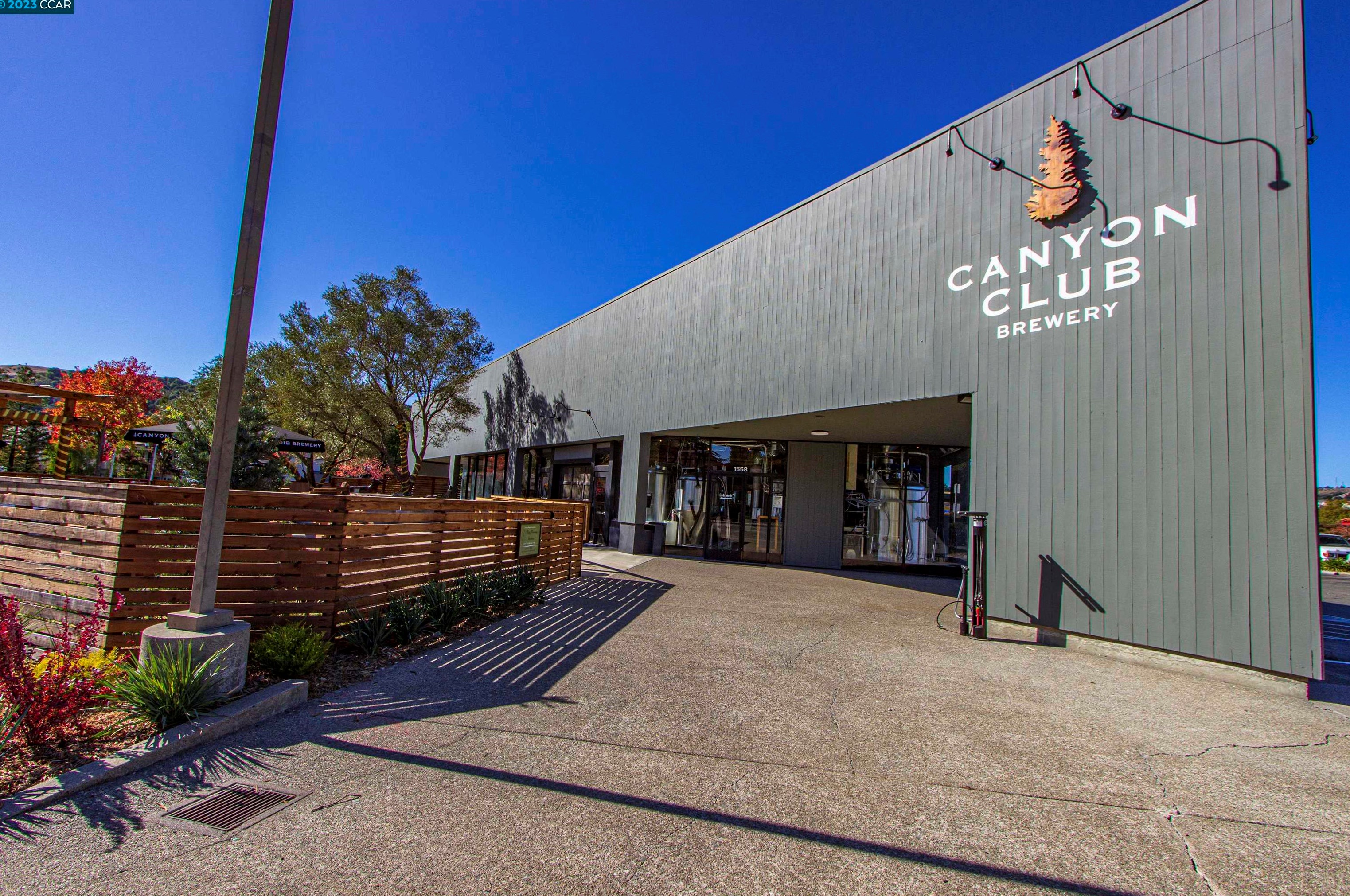 1410 De La Cruz Way, Moraga CA  94556-1714 exterior