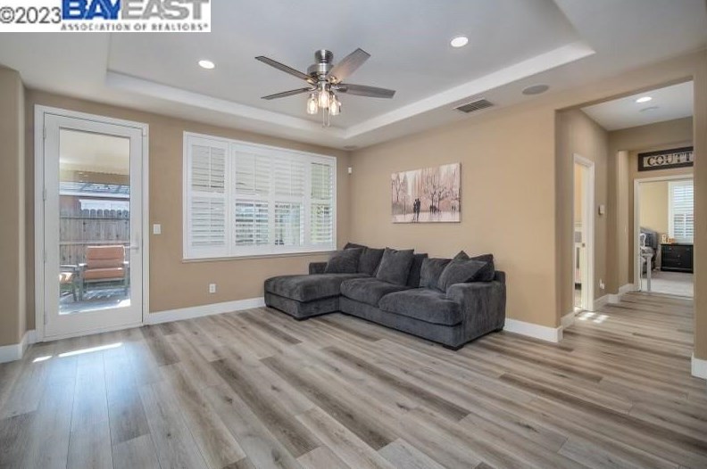 2140 Ranch View Dr, Rocklin CA  95765-5357 exterior