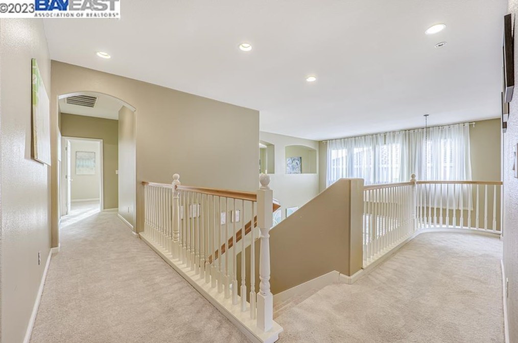 233 Tanglewood Dr, Richmond CA  94806-5815 exterior