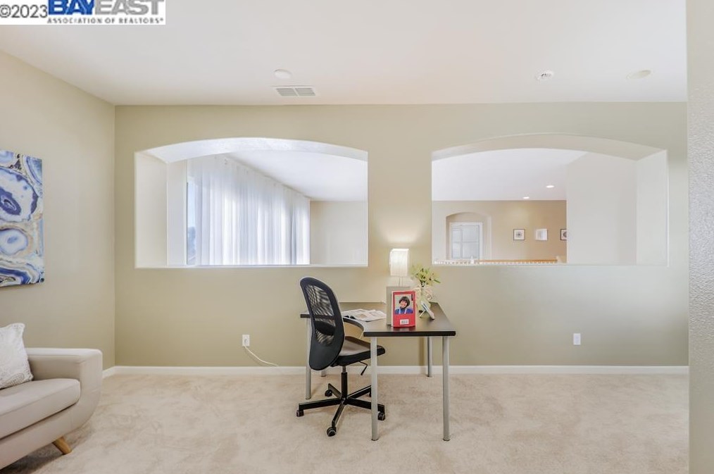 233 Tanglewood Dr, Richmond CA  94806-5815 exterior