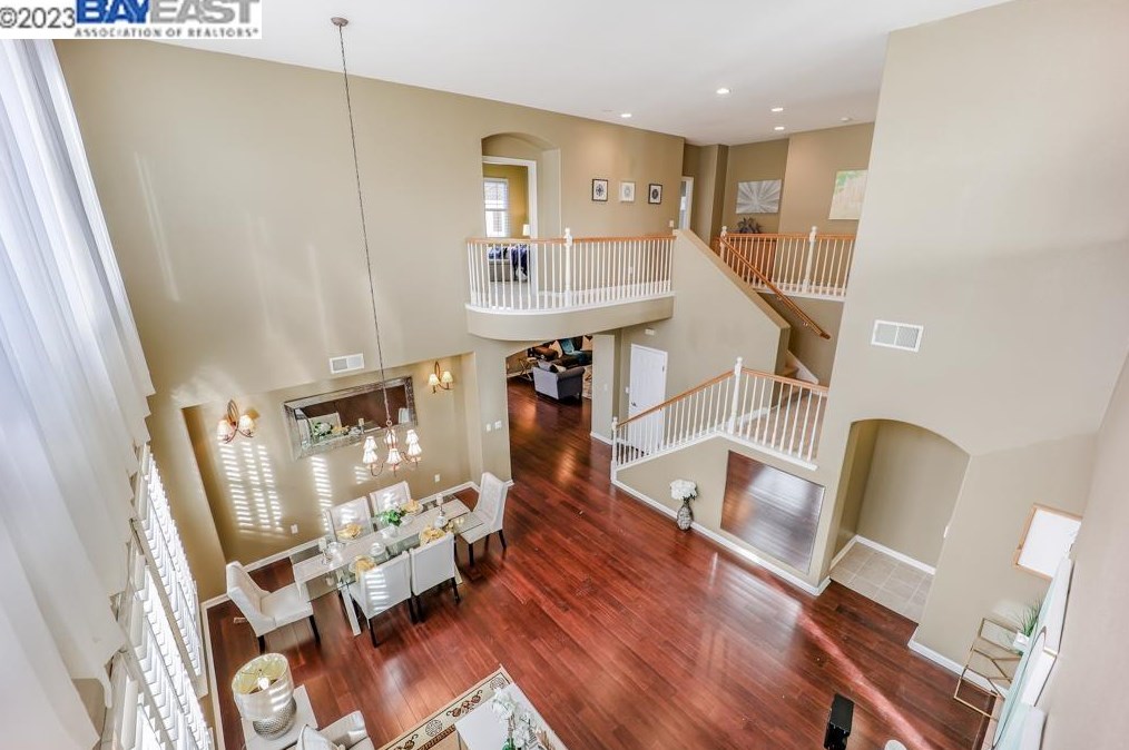 233 Tanglewood Dr, Richmond CA  94806-5815 exterior