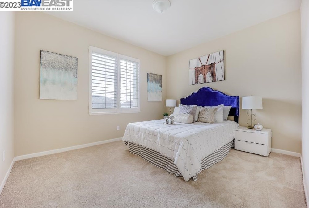 233 Tanglewood Dr, Richmond CA  94806-5815 exterior