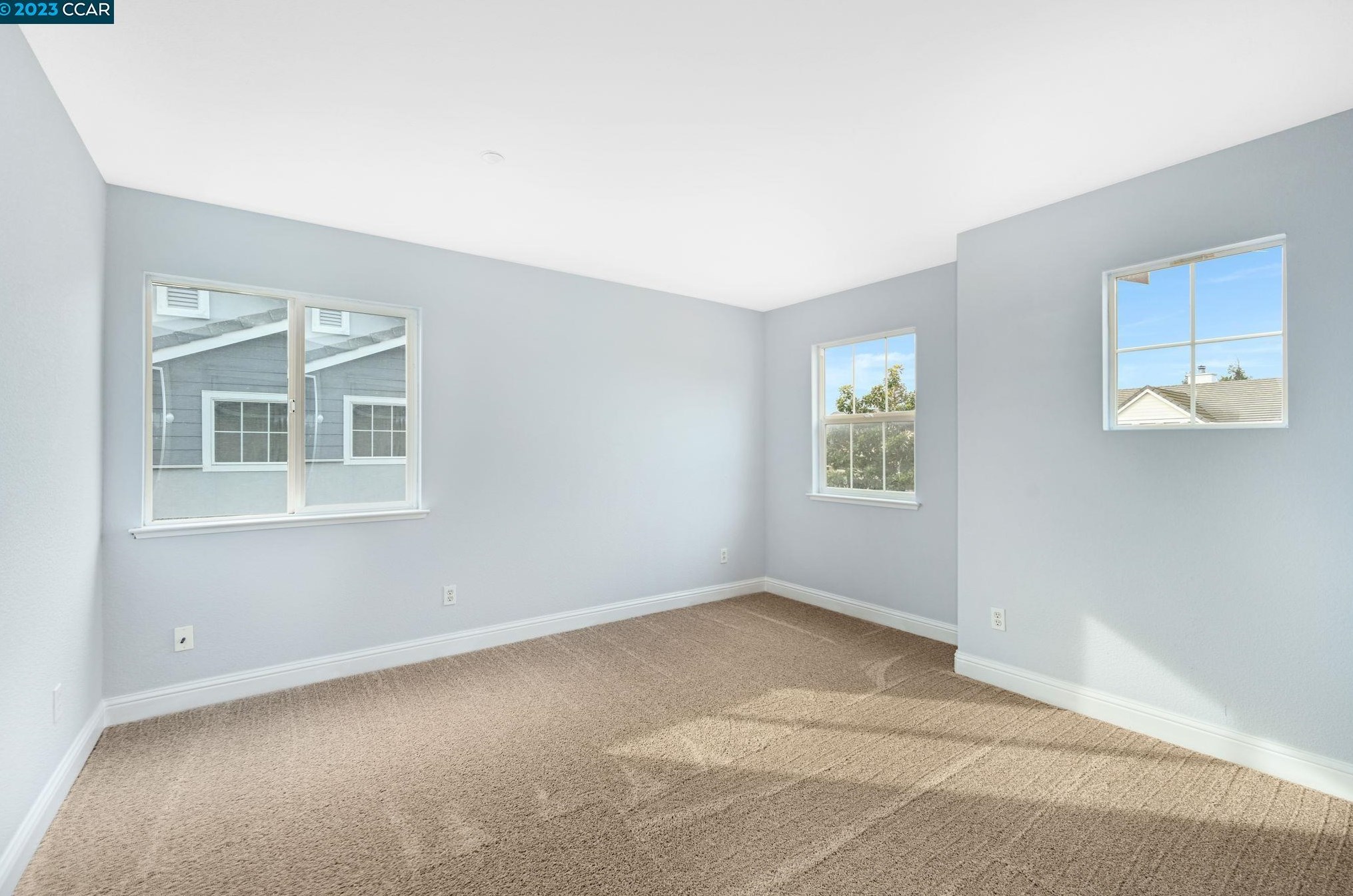 981 Chamomile Ln, Los Angeles CA  94513-6166 exterior
