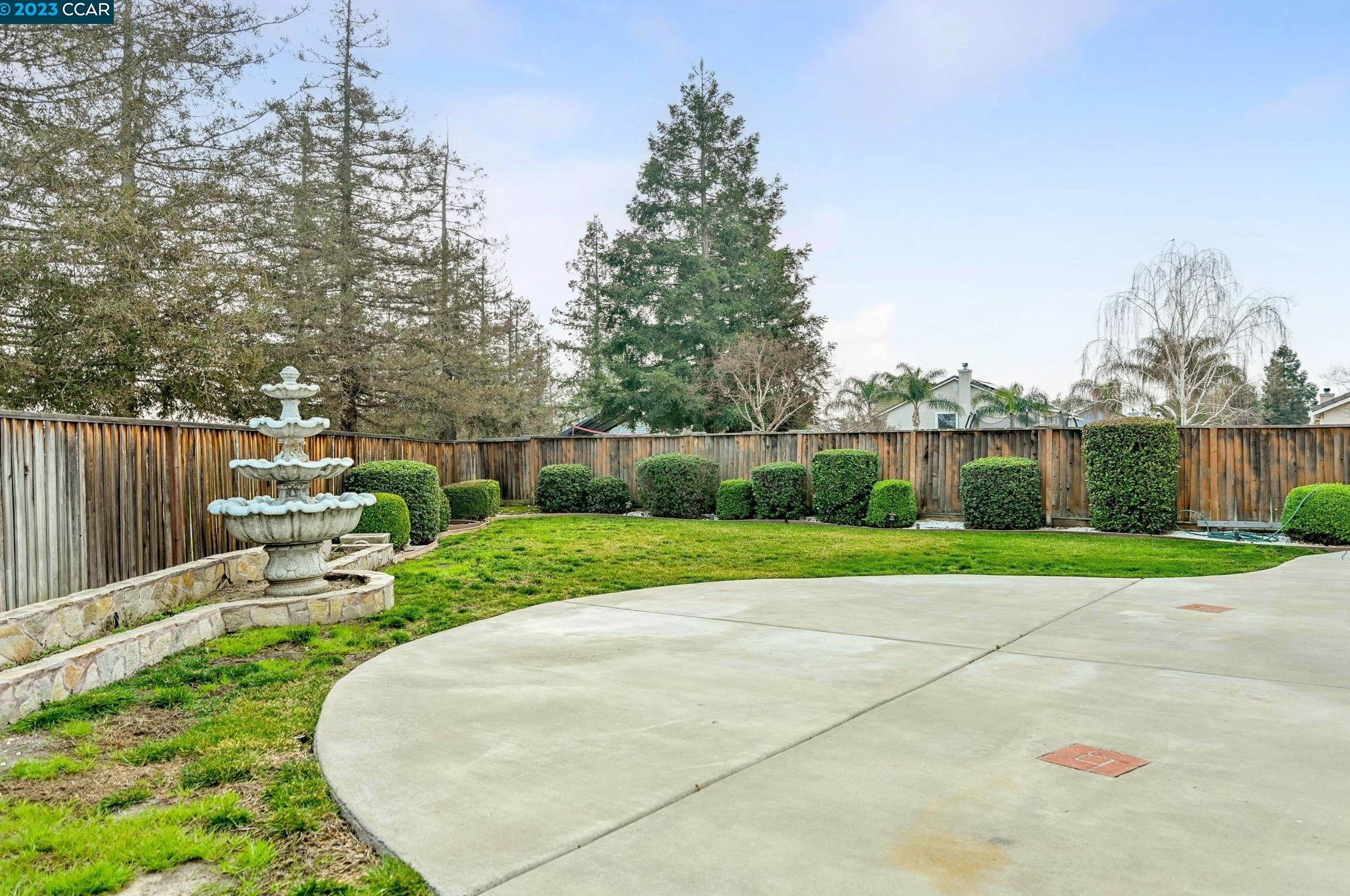 981 Chamomile Ln, Los Angeles CA  94513-6166 exterior