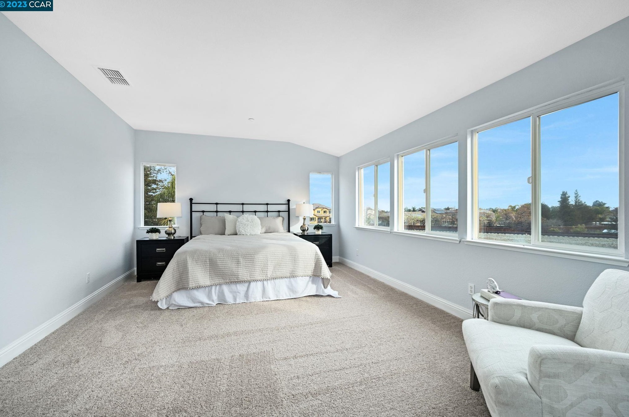981 Chamomile Ln, Los Angeles CA  94513-6166 exterior