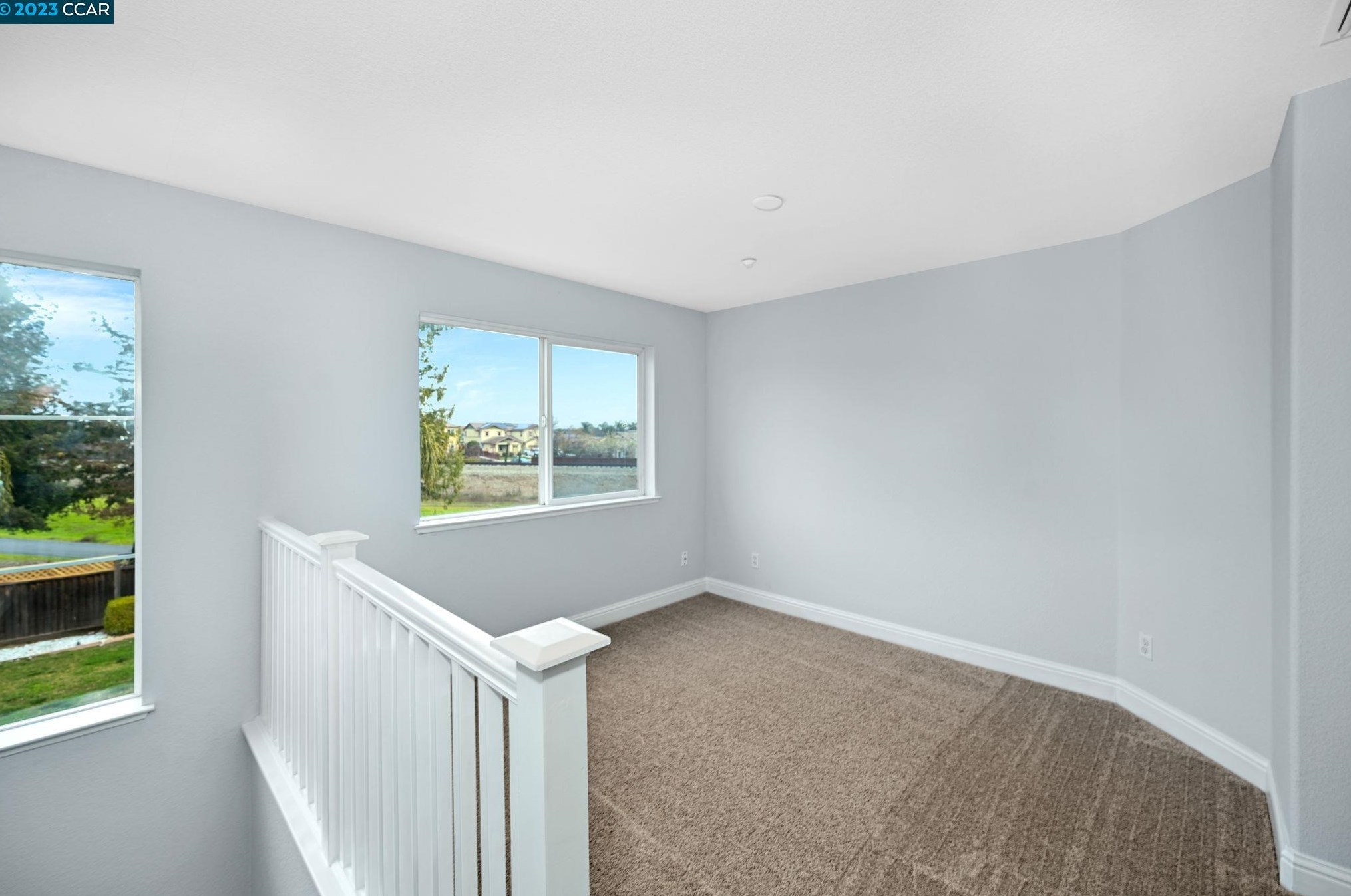 981 Chamomile Ln, Los Angeles CA  94513-6166 exterior