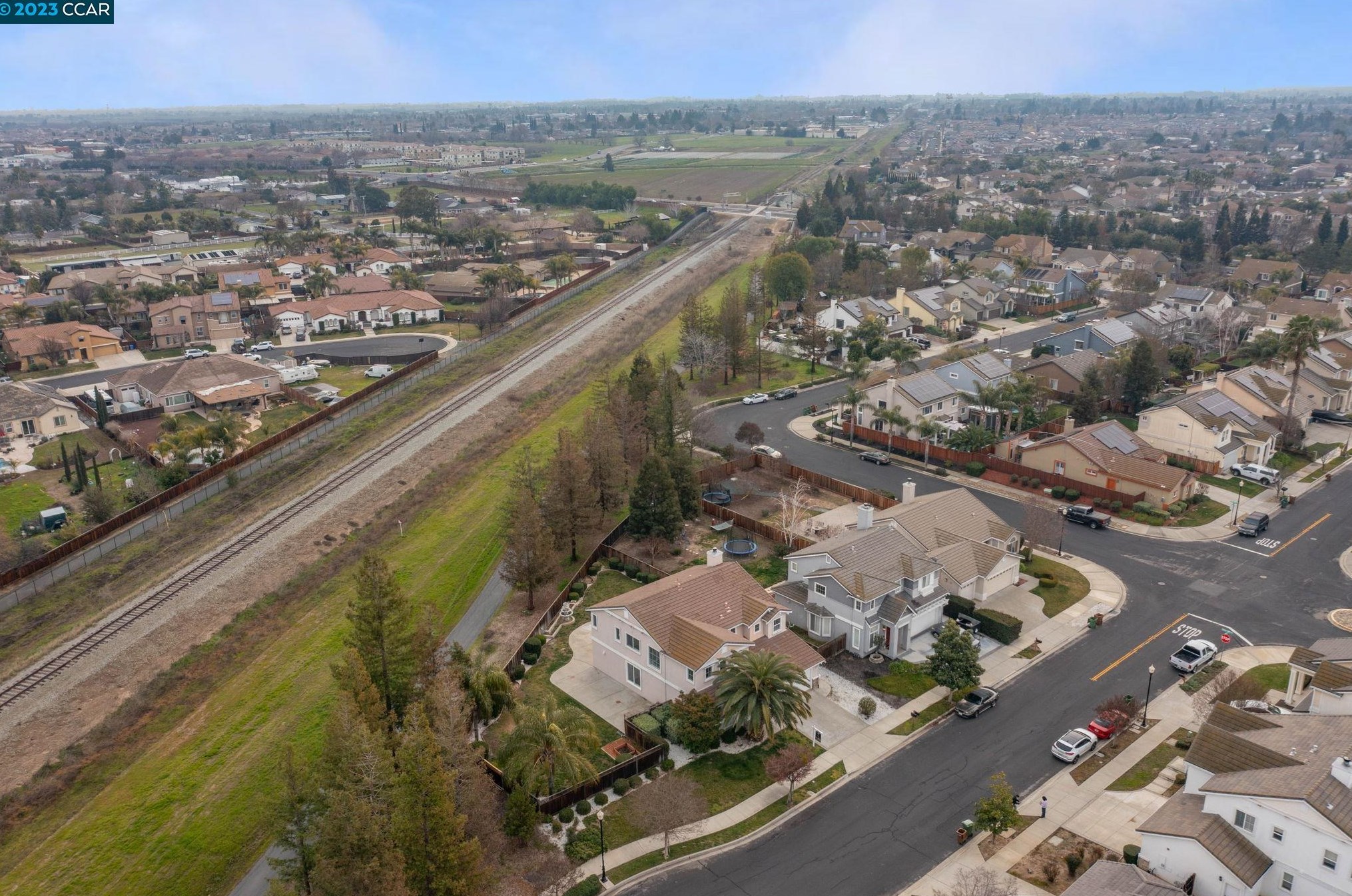 981 Chamomile Ln, Los Angeles CA  94513-6166 exterior