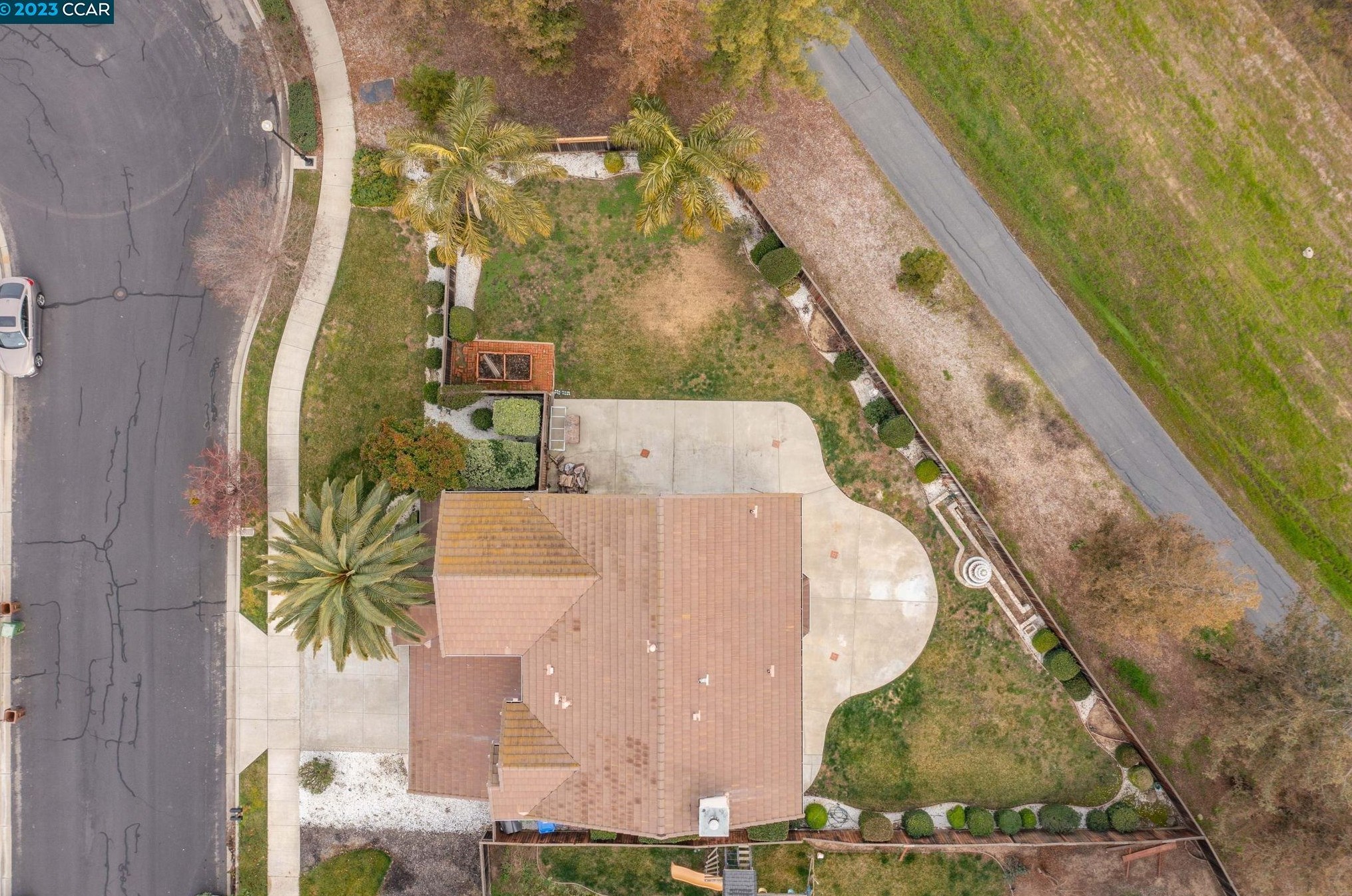 981 Chamomile Ln, Los Angeles CA  94513-6166 exterior