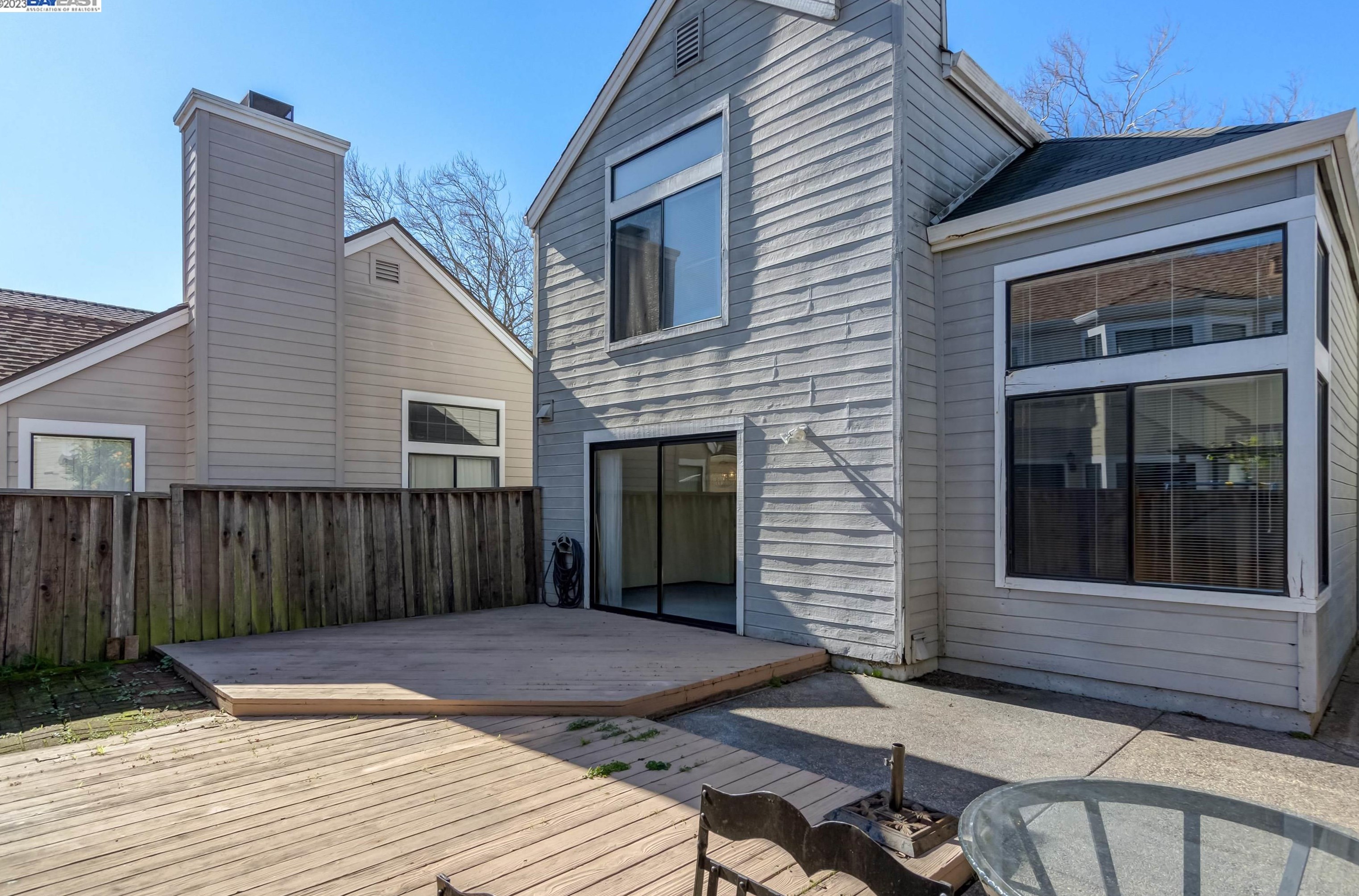 18 Brehaut Ct, Alameda CA  94502-7935 exterior