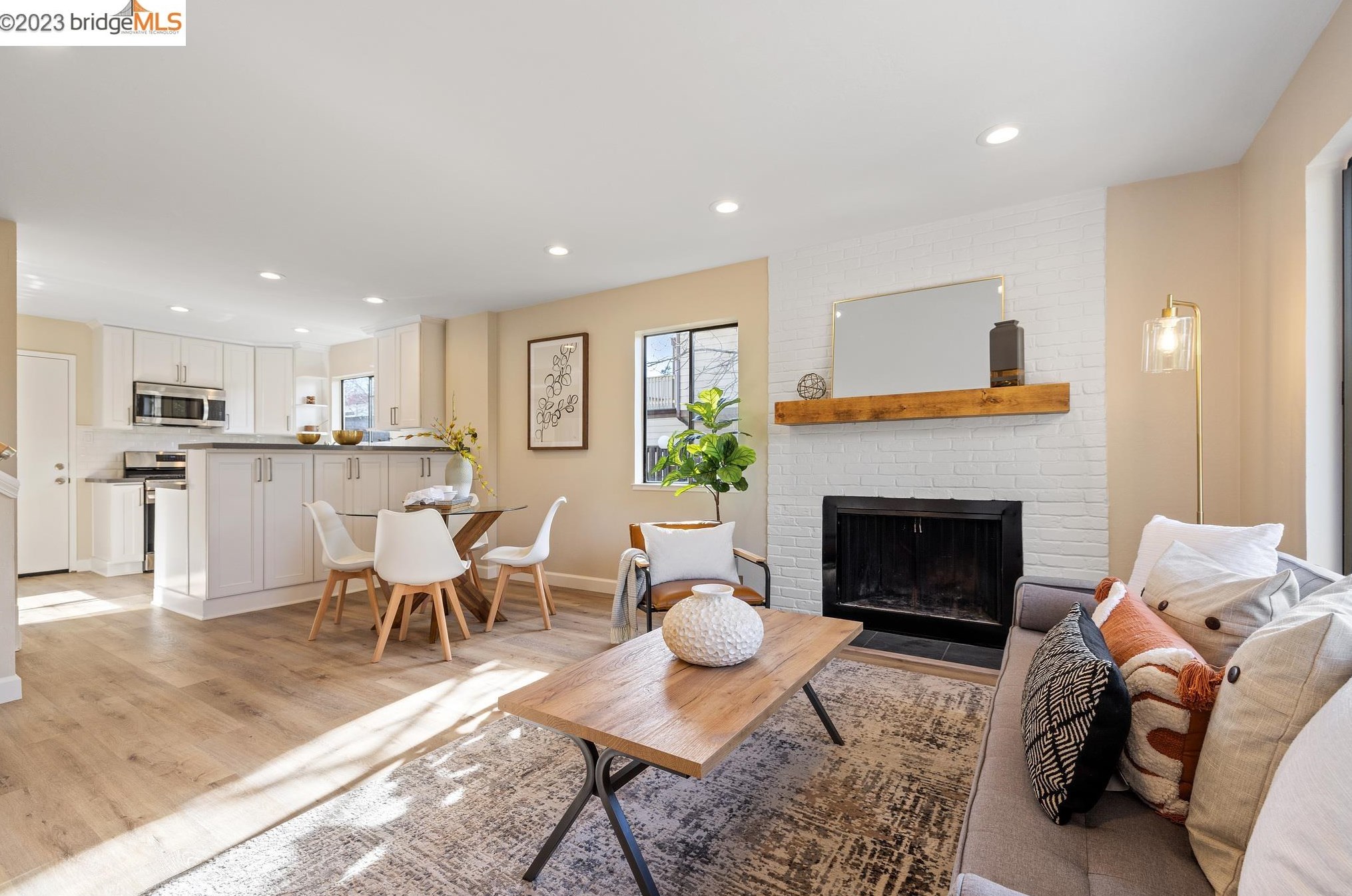 1174 Richmond St, Richmond CA  94530-2656 exterior