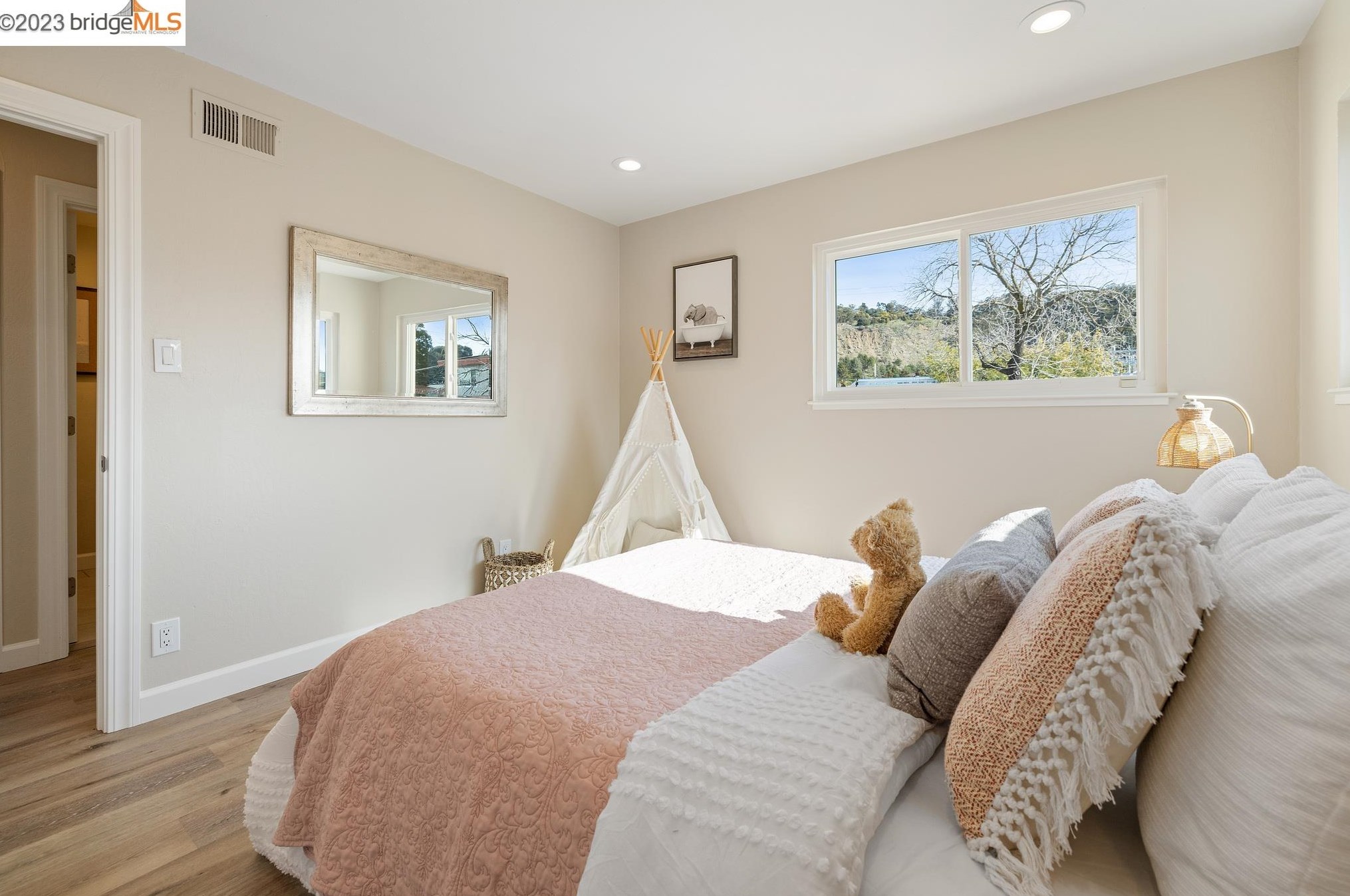 1174 Richmond St, Richmond CA  94530-2656 exterior