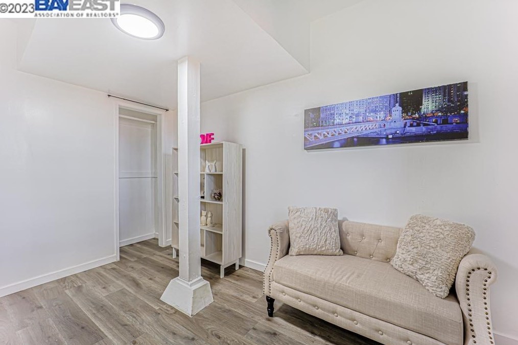 226 Hanover St, San Francisco CA  94112-4350 exterior