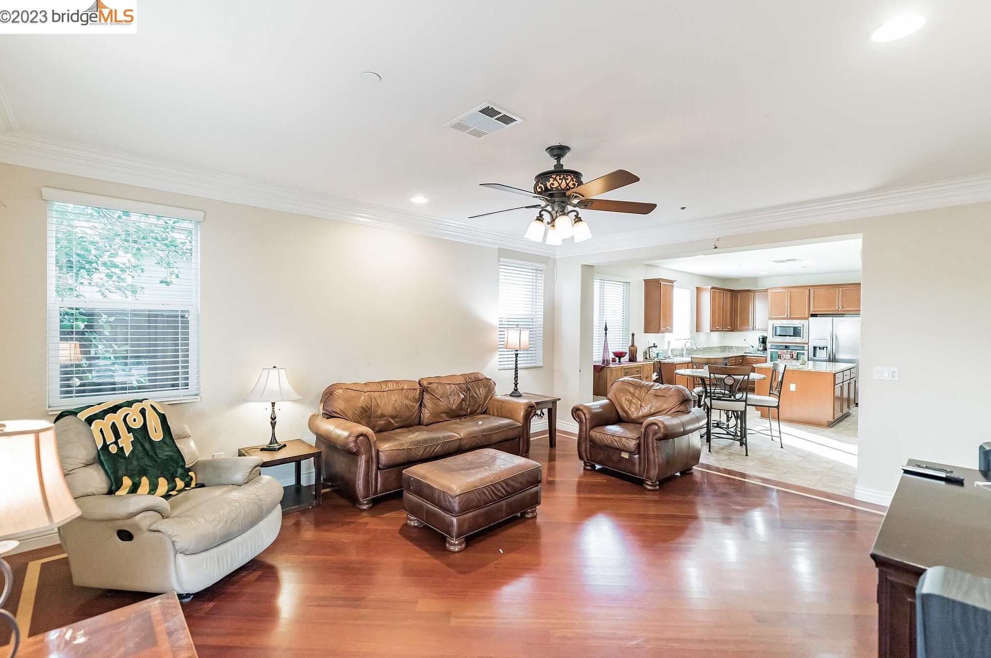 476 Milford St, Los Angeles CA  94513-5544 exterior