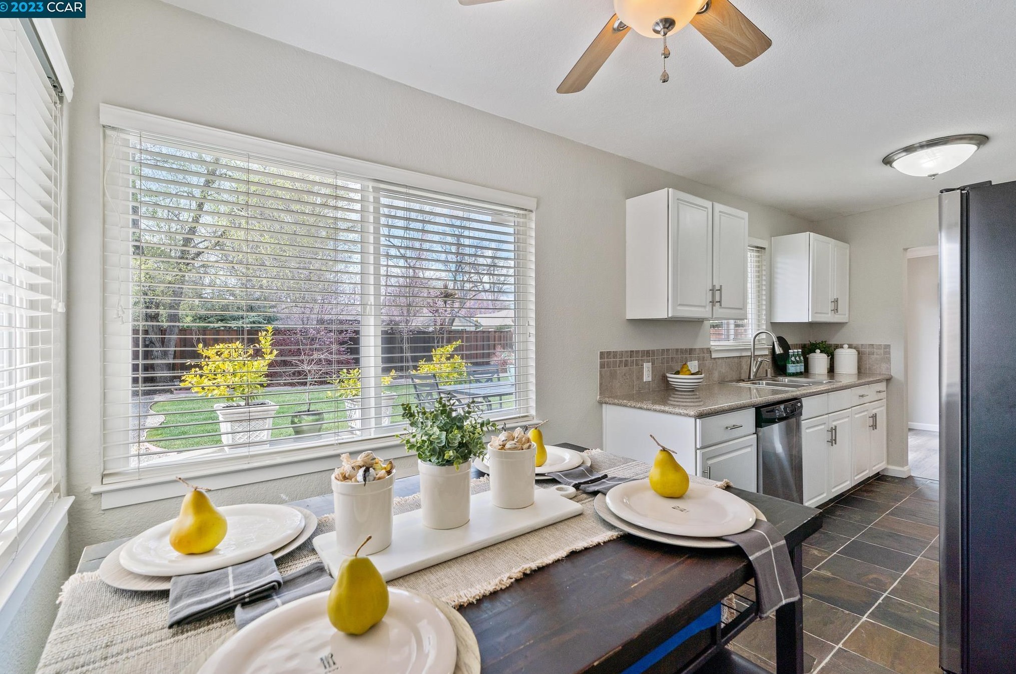 1584 Terry Way, Concord CA  94523-2321 exterior