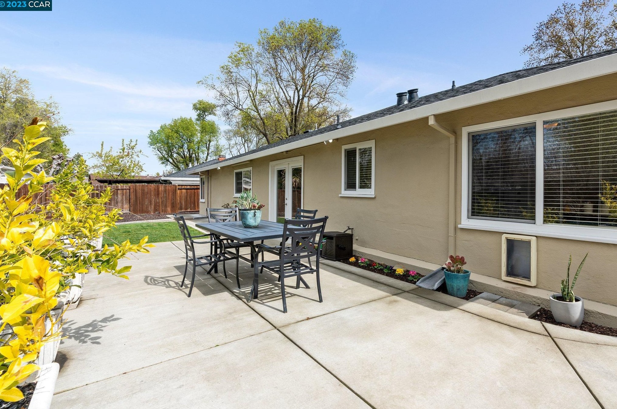 1584 Terry Way, Concord CA  94523-2321 exterior