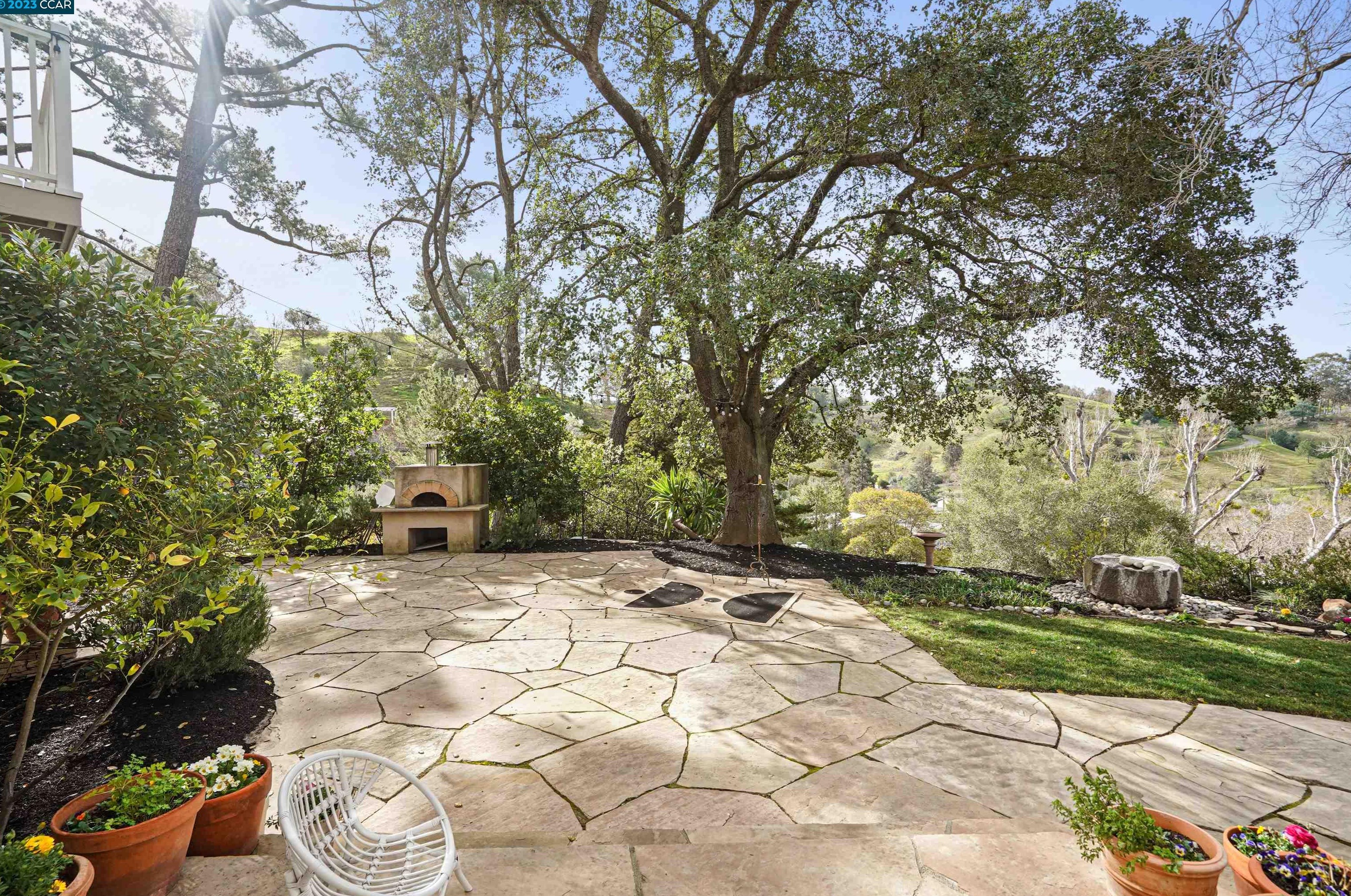 37 Bacon Ct, Lafayette CA  94549-6232 exterior