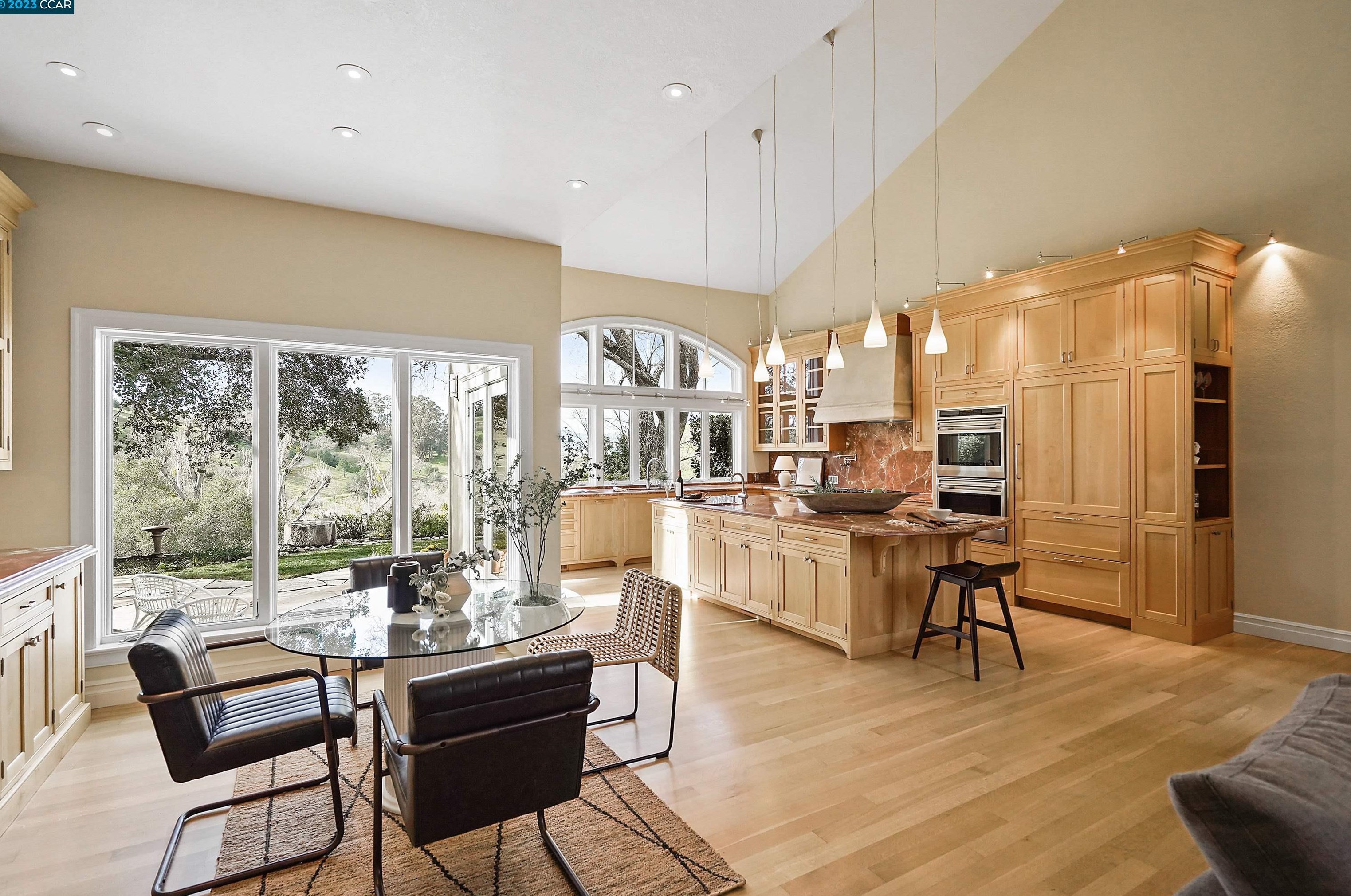 37 Bacon Ct, Lafayette CA  94549-6232 exterior