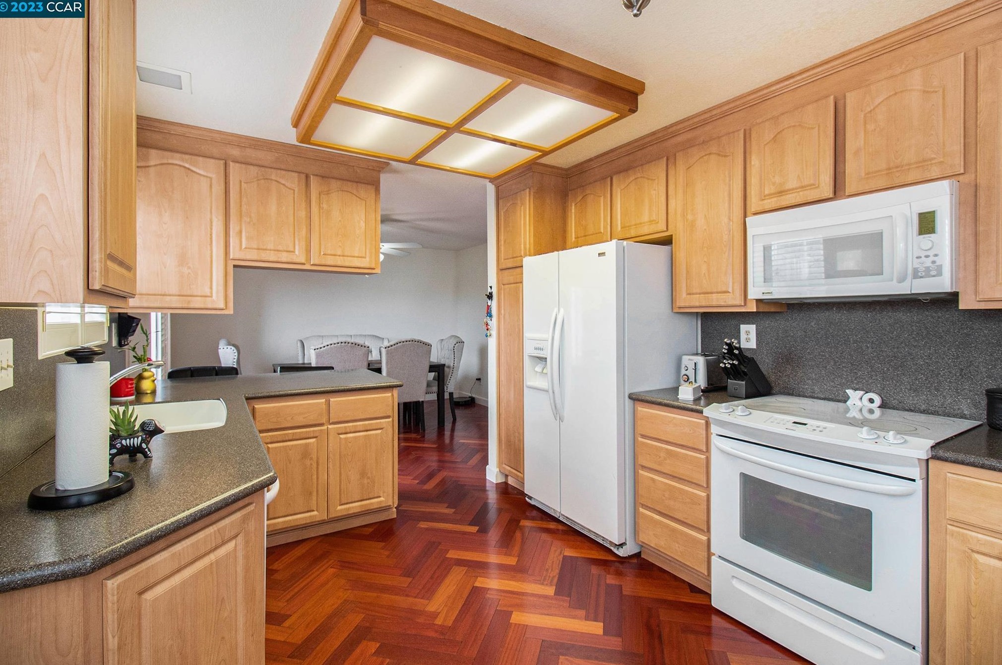 5241 Pebble Glen Dr, Concord CA  94521-4534 exterior
