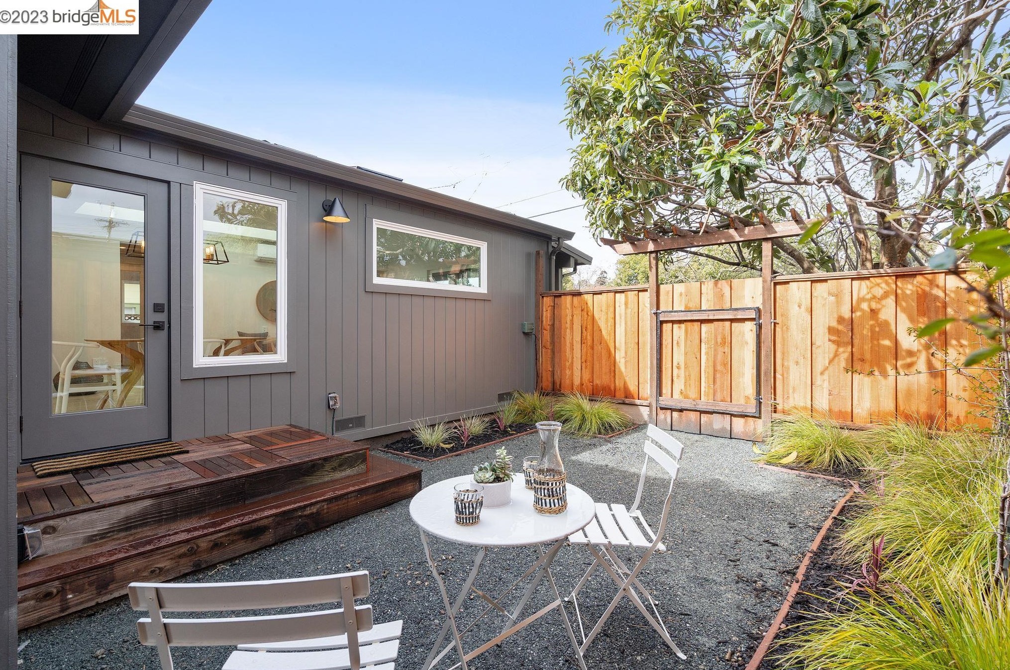 1935 Carlson Blvd, Richmond CA  94804-5223 exterior