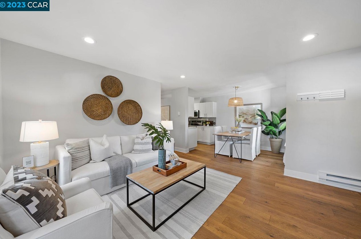 2 Marina Lakes Dr, Richmond CA  94804-7447 exterior