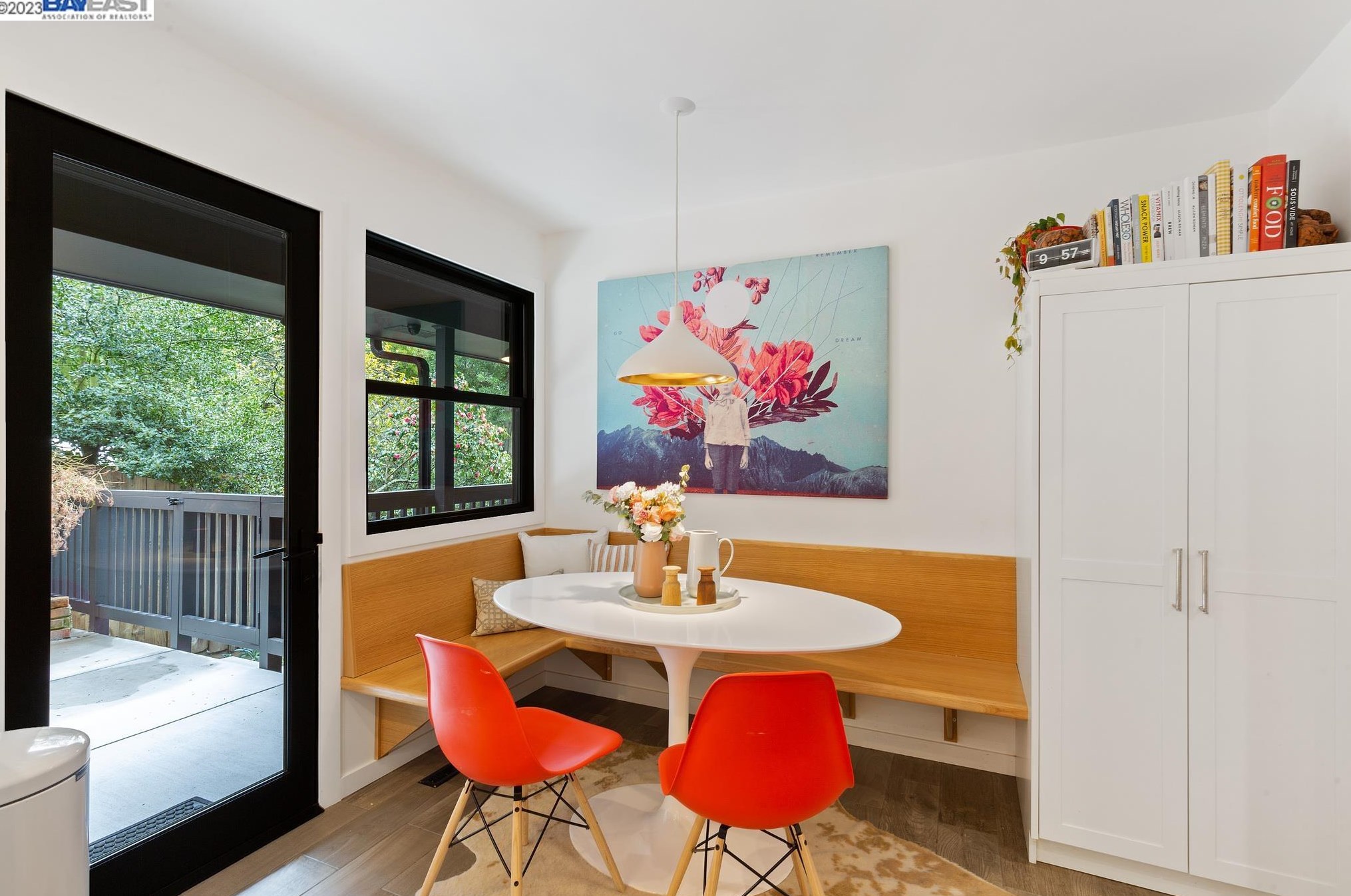 25 Rydal Ct, Oakland CA  94611-2408 exterior