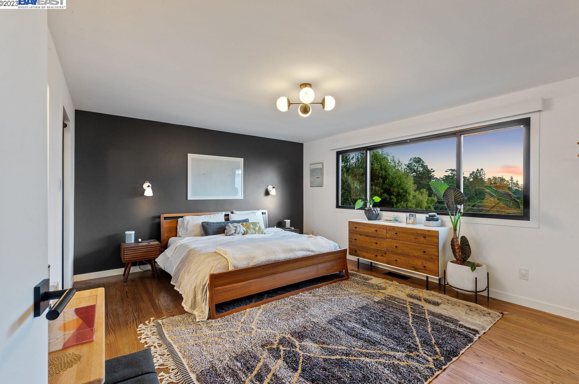25 Rydal Ct, Oakland CA  94611-2408 exterior