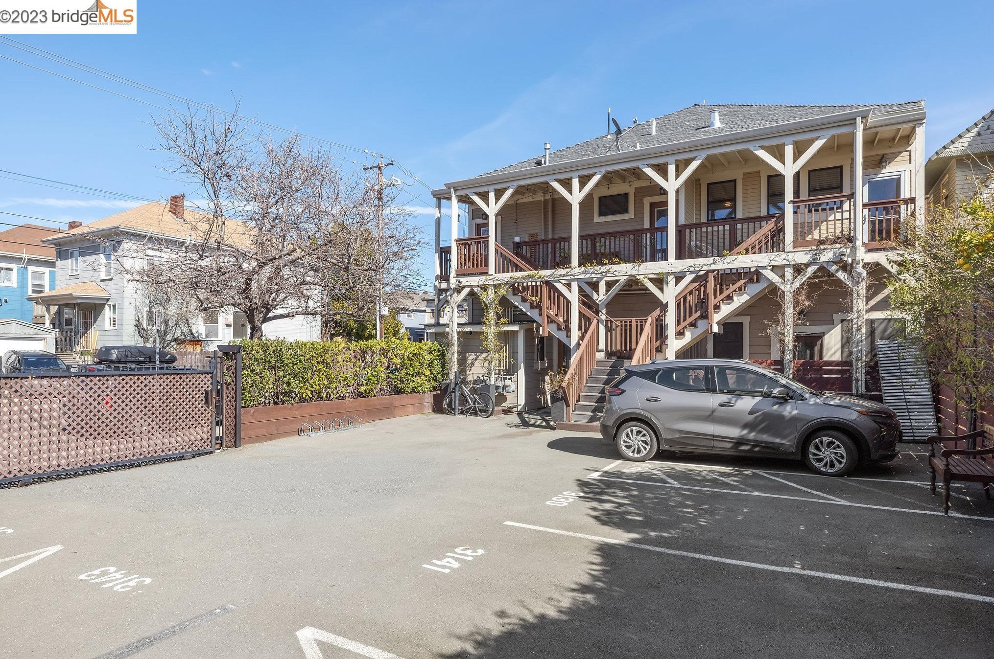 3141 West St, Oakland CA  94608-4310 exterior