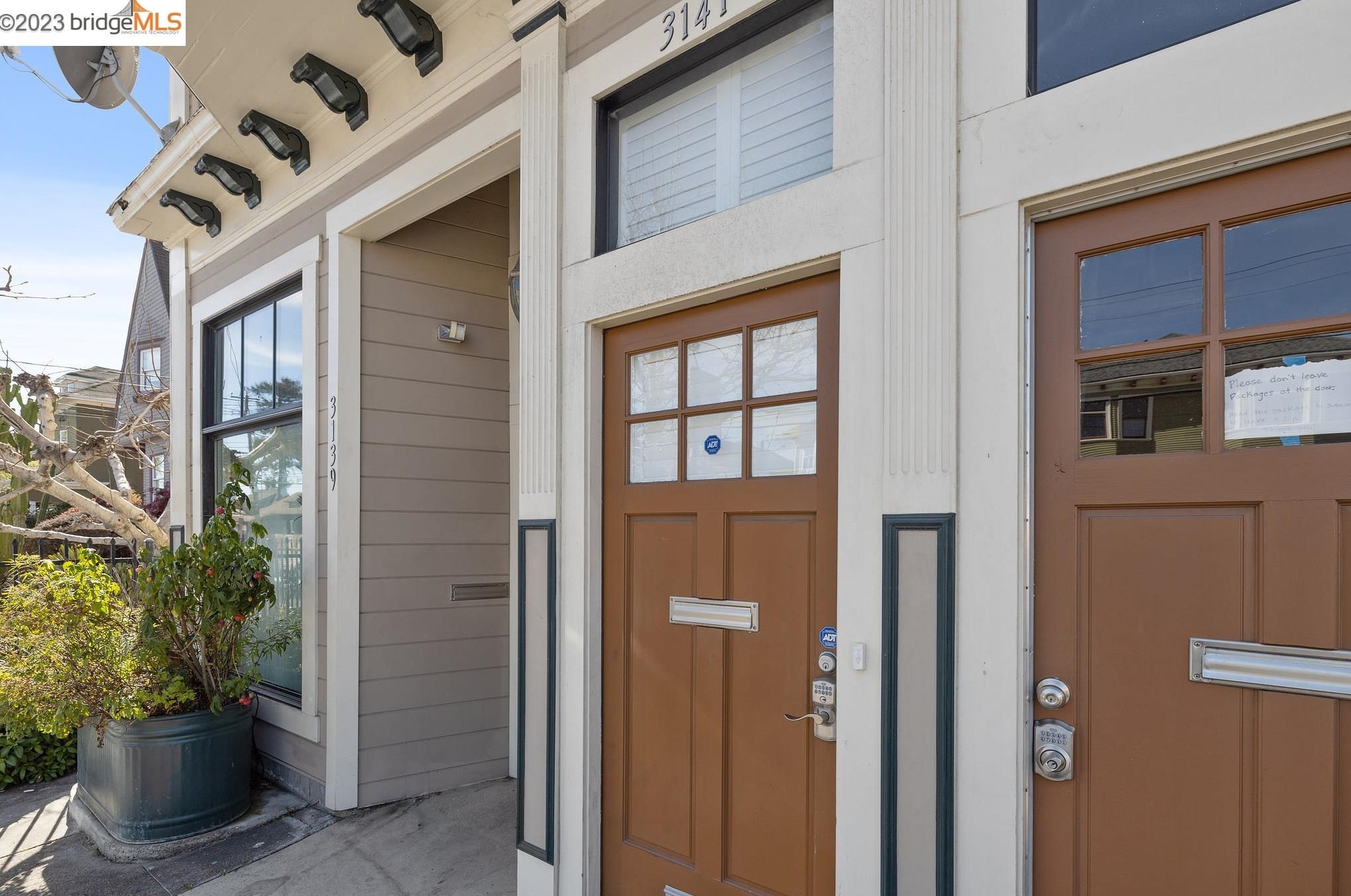 3141 West St, Oakland CA  94608-4310 exterior