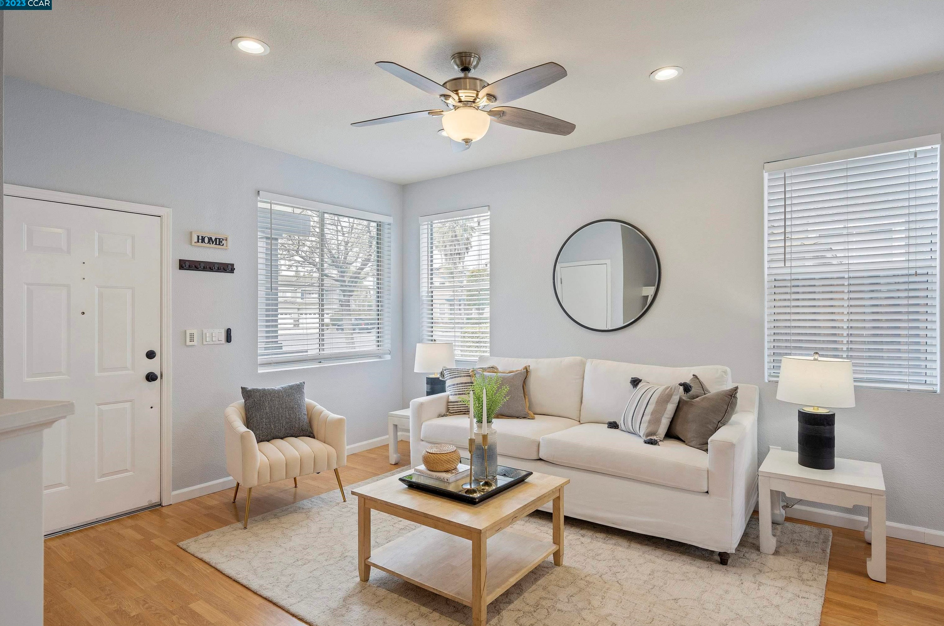 845 Hollowbrook Dr, Los Angeles CA  94513-6122 exterior