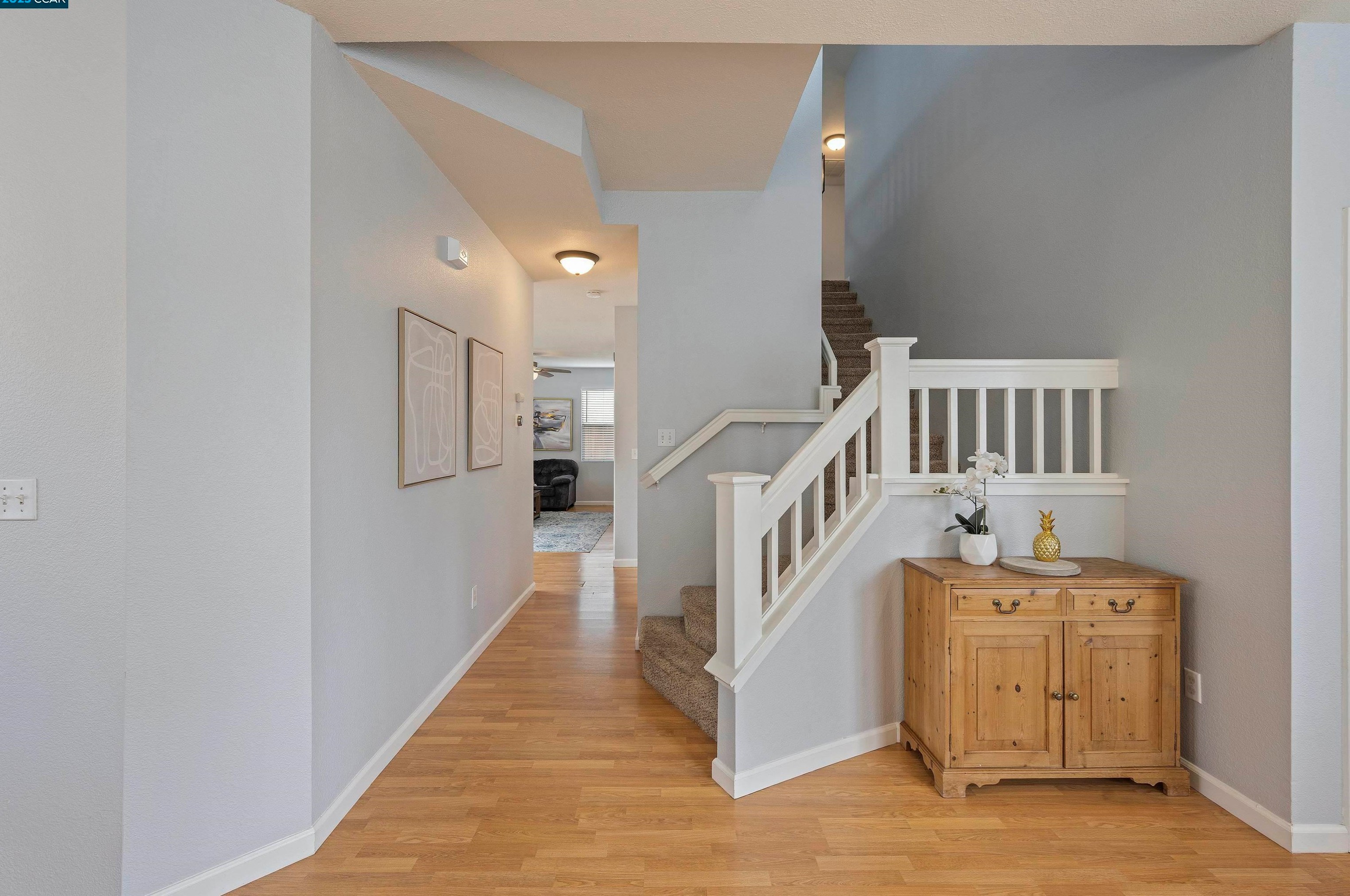 845 Hollowbrook Dr, Los Angeles CA  94513-6122 exterior