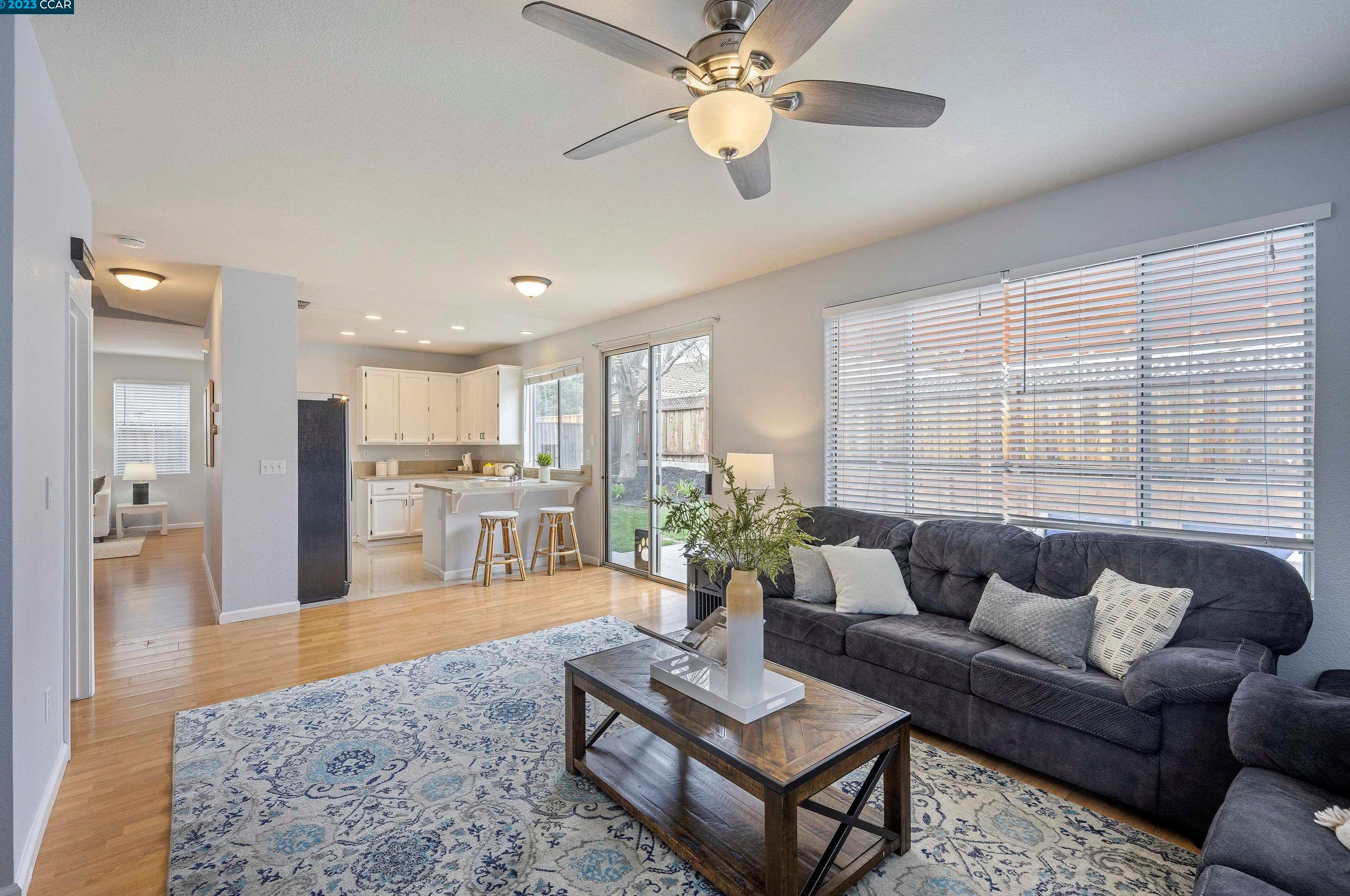 845 Hollowbrook Dr, Los Angeles CA  94513-6122 exterior