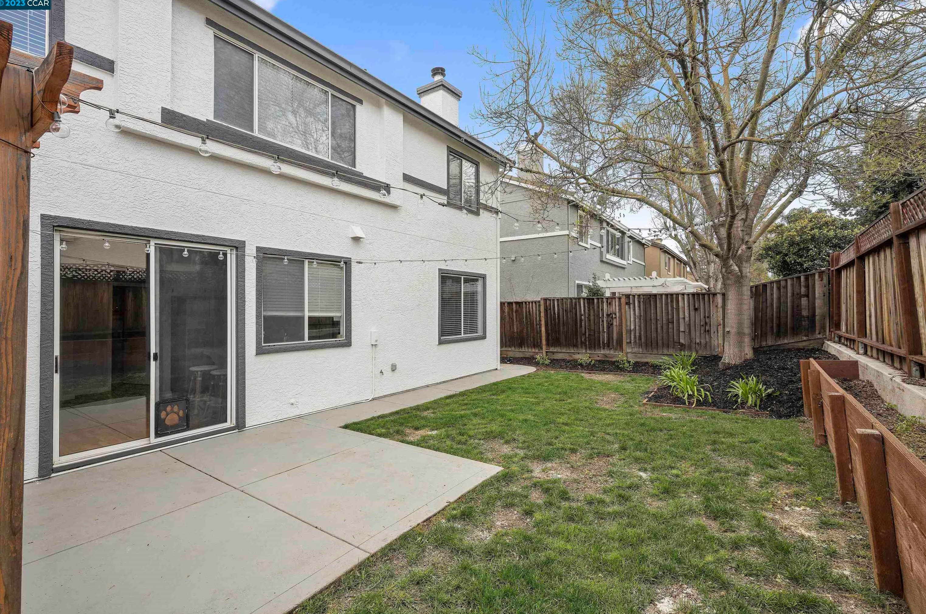 845 Hollowbrook Dr, Los Angeles CA  94513-6122 exterior